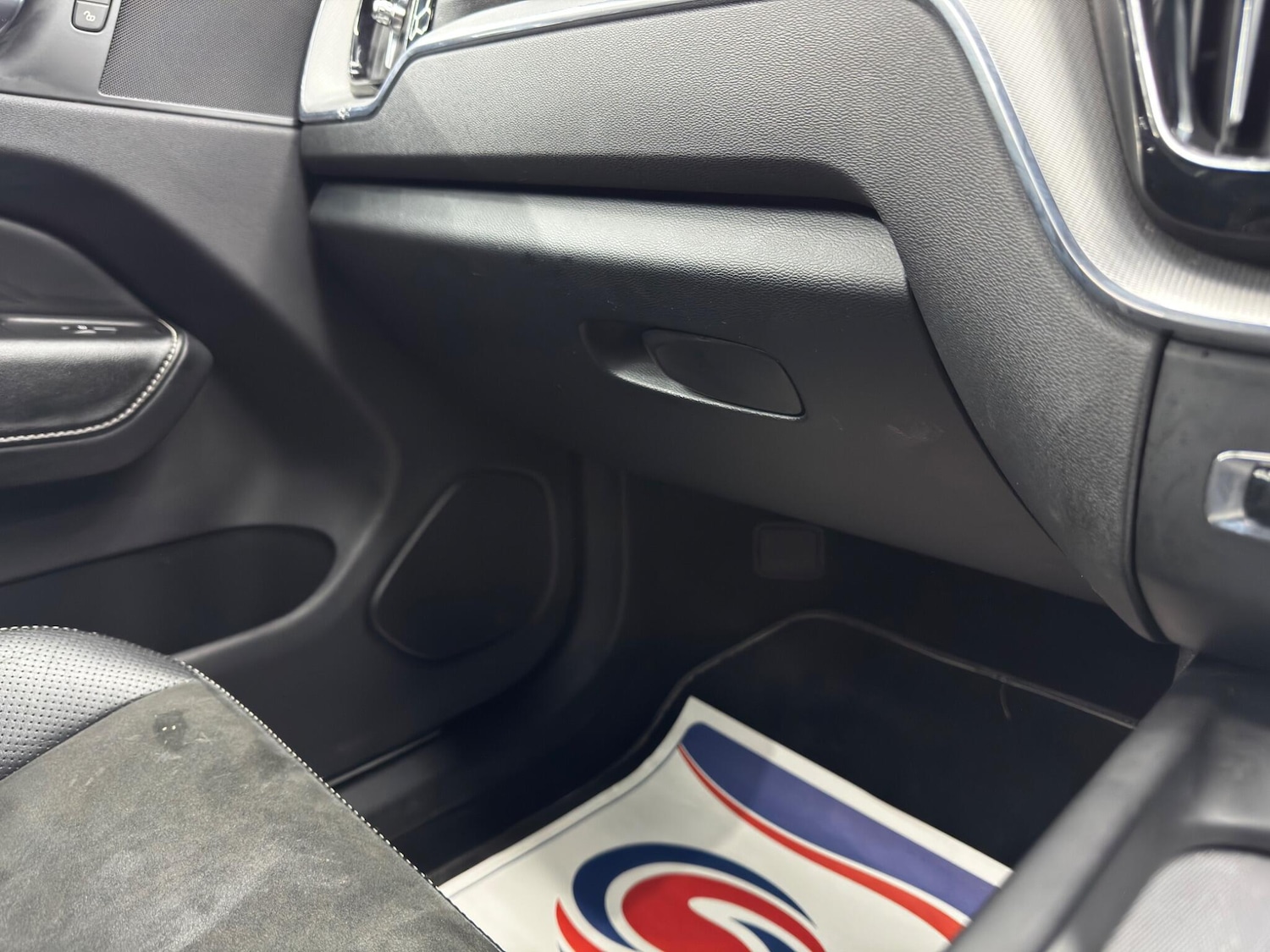 Used Volvo XC60 for sale - 78135782: Photo 31