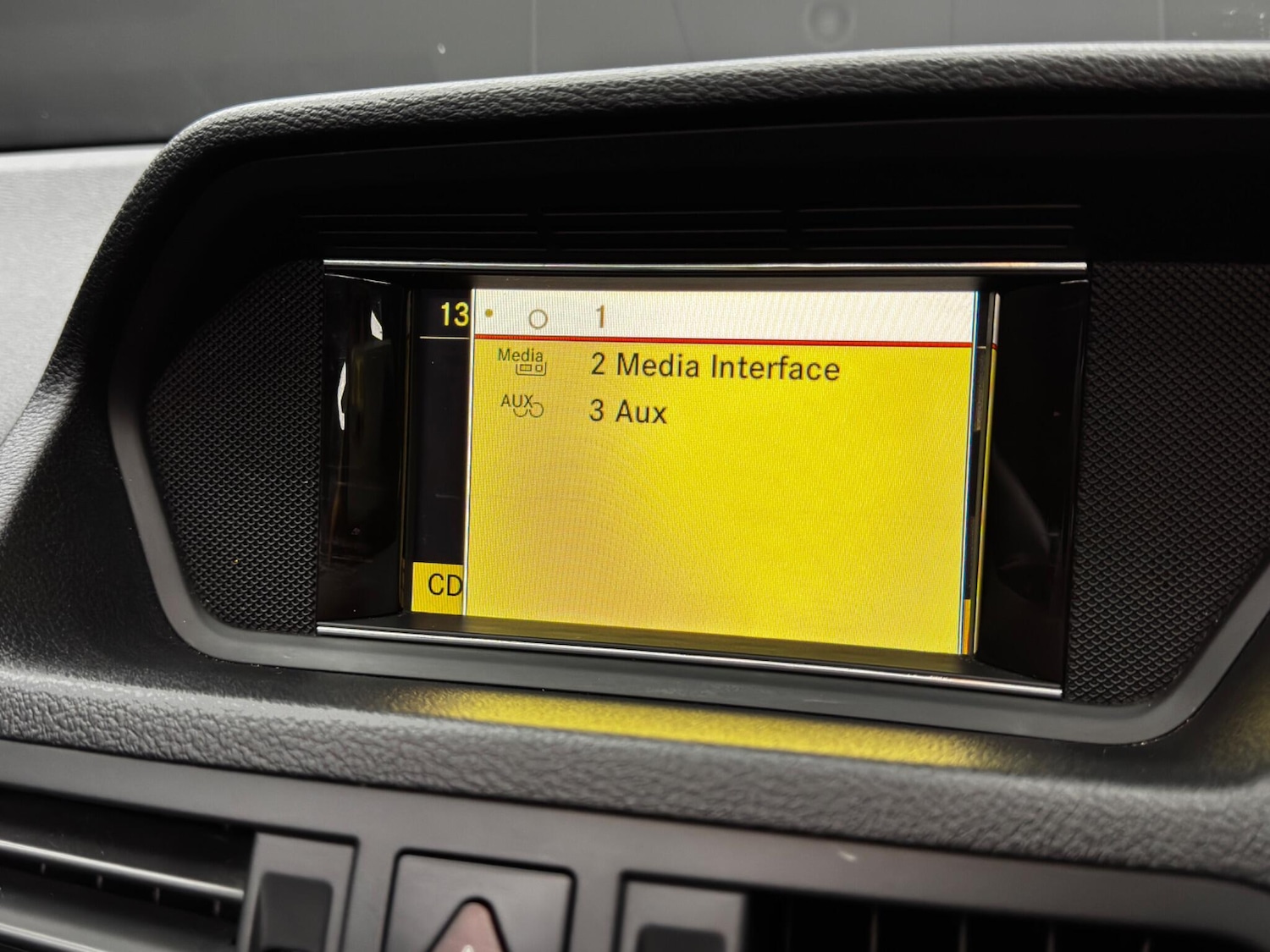 Used Mercedes-Benz E Class 2012 for sale - 77028998: Photo 30