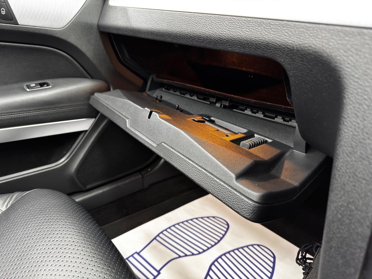 Used Mercedes-Benz E Class 2012 for sale - 77028998: Photo 33