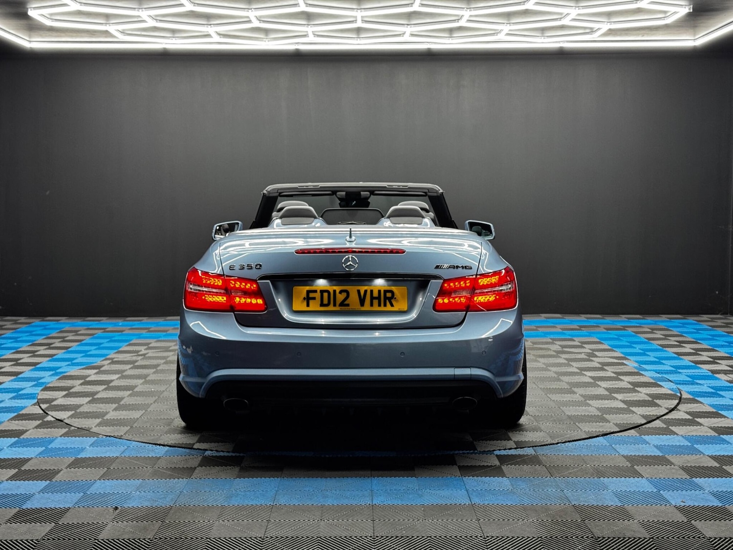 Used Mercedes-Benz E Class 2012 for sale - 77028998: Photo 6