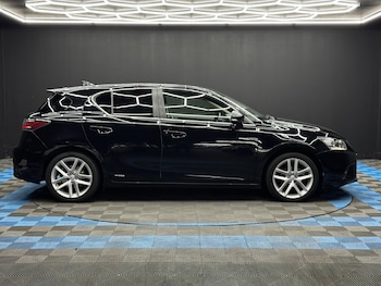 Used Lexus CT 2015 for sale - 79601806: Photo