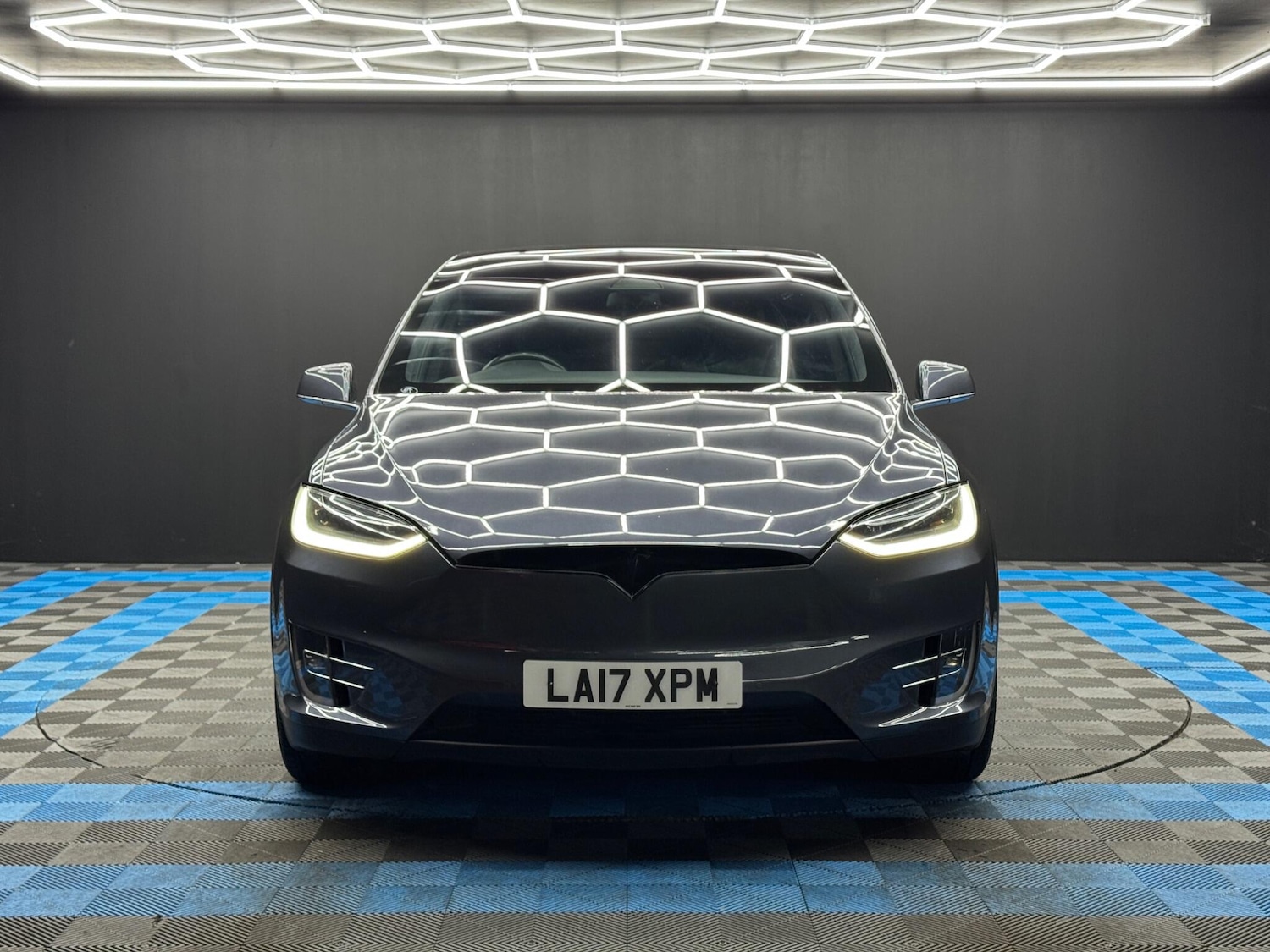 Used Tesla Model X 2017 for sale - 77737179: Photo 3