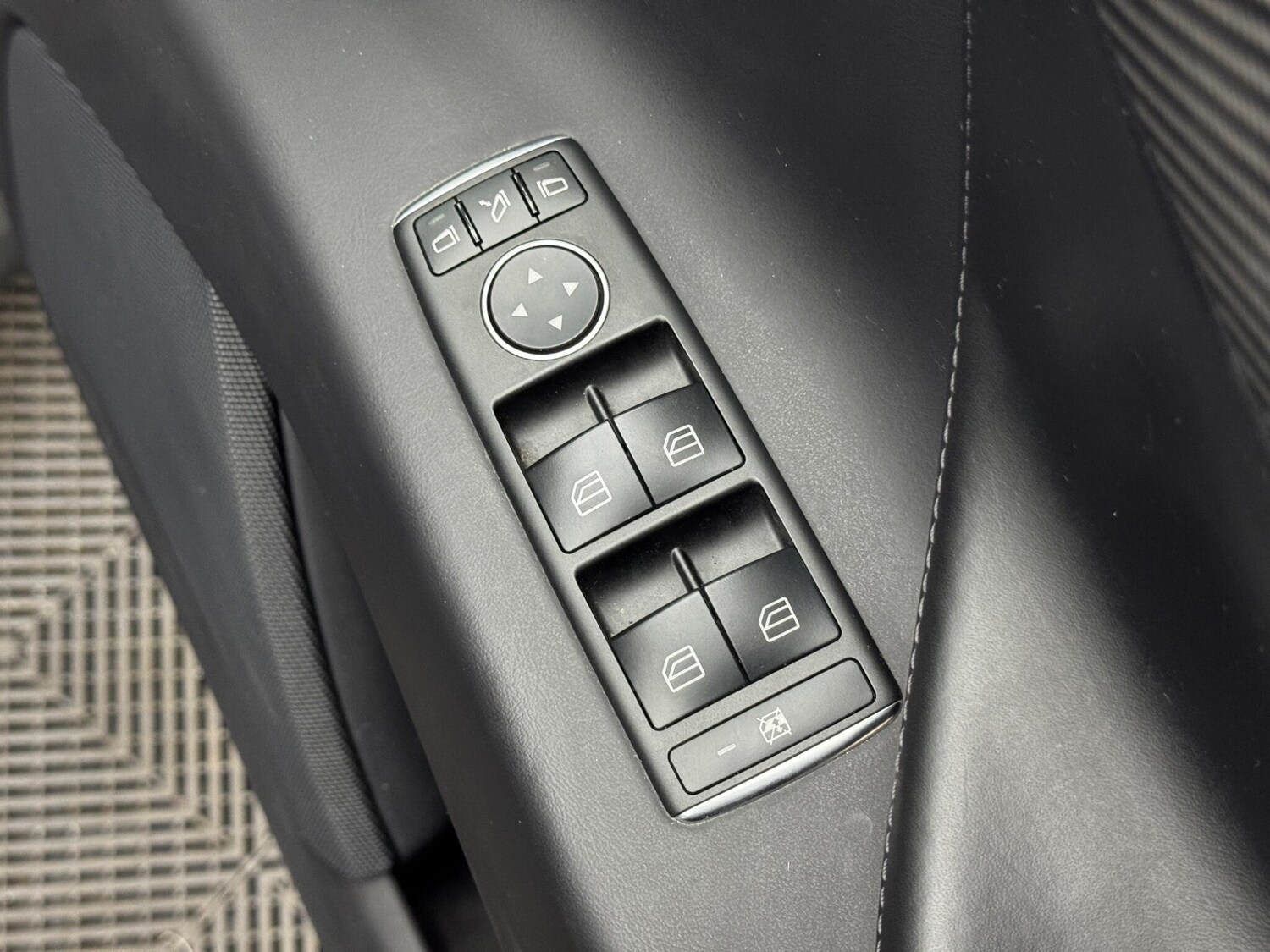 Used Tesla Model X 2017 for sale - 77737179: Photo 45