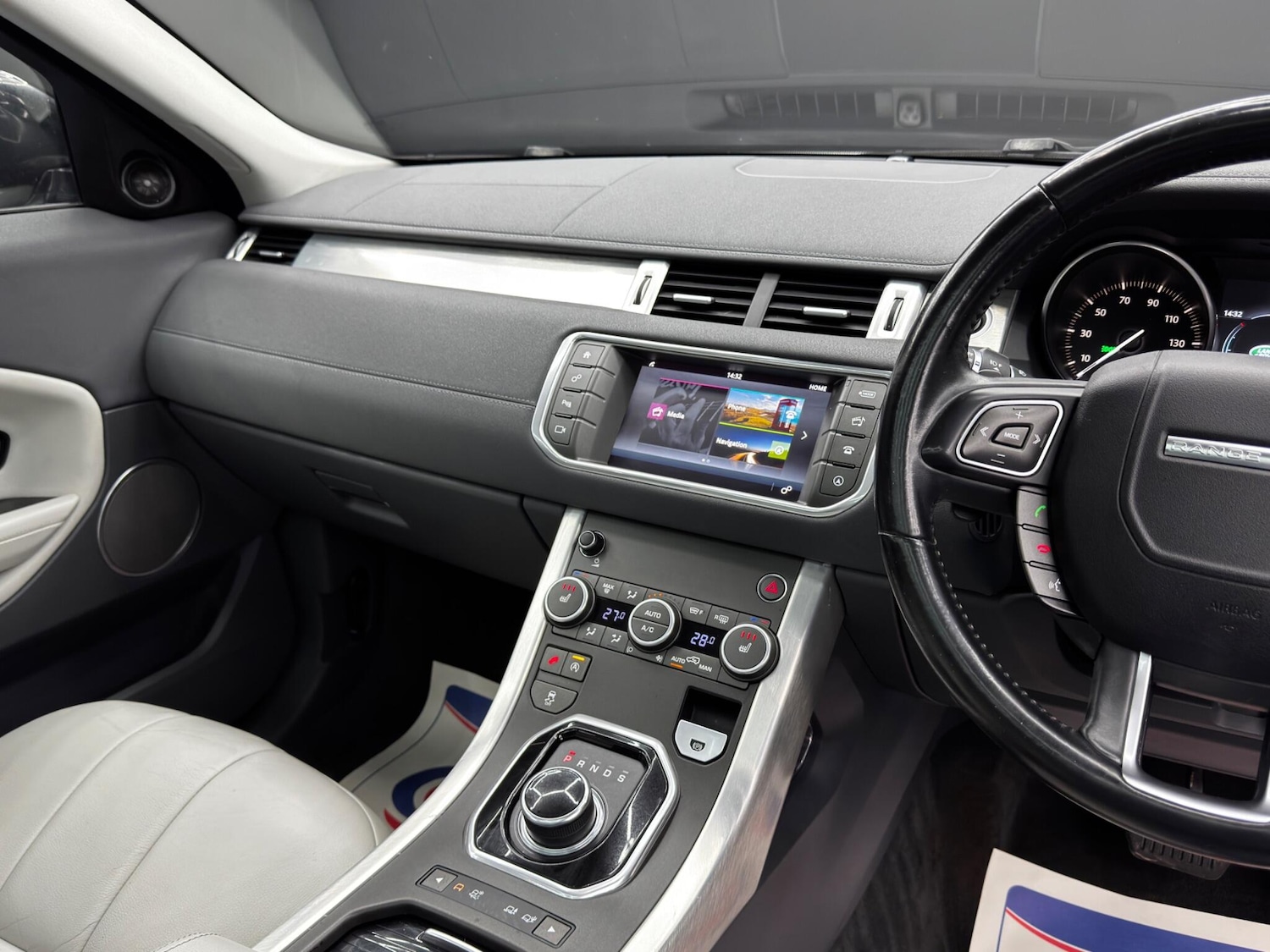 Used Land Rover Range Rover Evoque 2016 for sale - 76996296: Photo 23