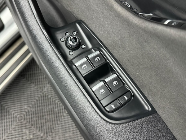 Used Audi Q7 2017 for sale - 75269186: Photo 38
