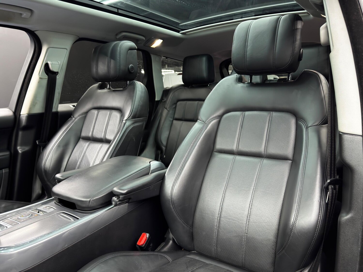 Used Land Rover Range Rover Sport 2019 for sale - 78019703: Photo 14