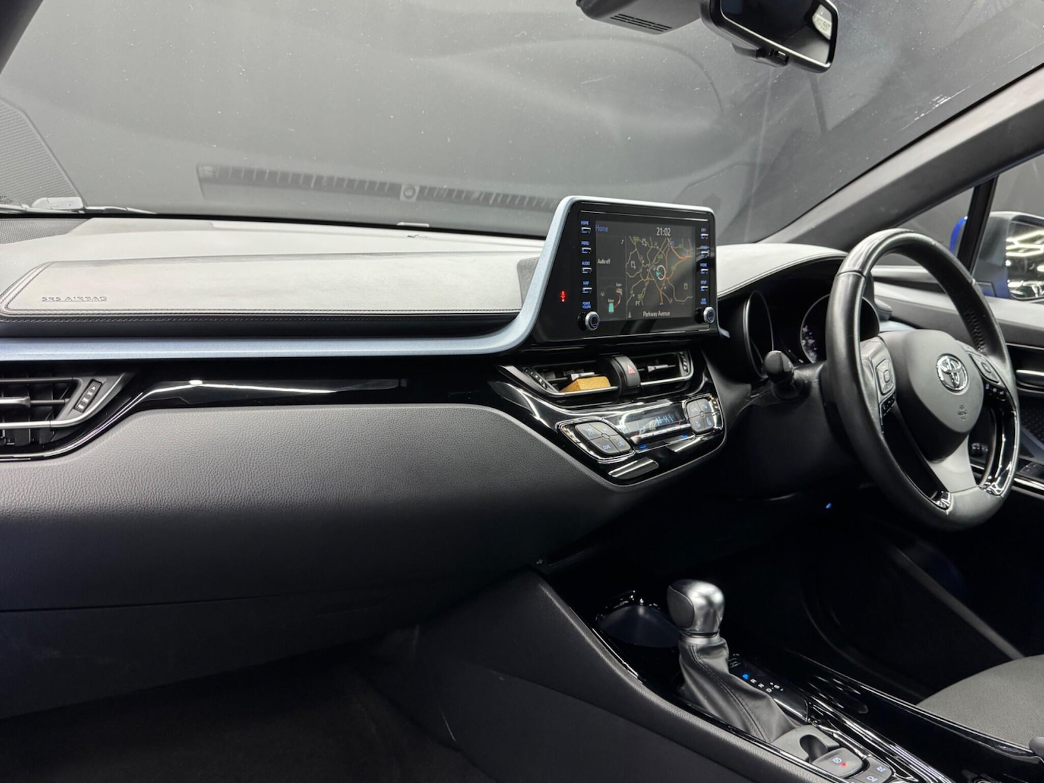 Used Toyota C-HR 2020 for sale - 76013157: Photo 11