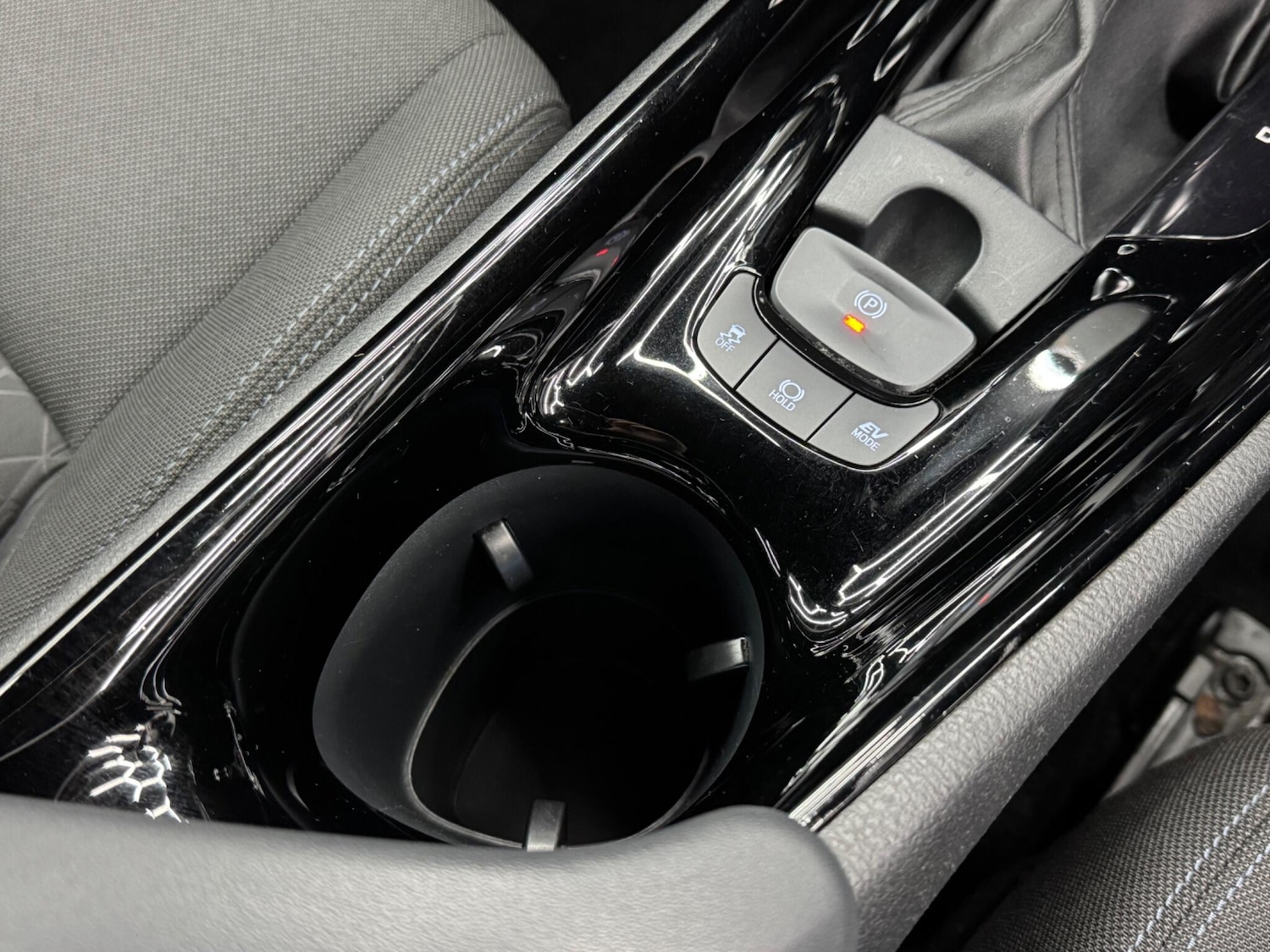 Used Toyota C-HR 2020 for sale - 76013157: Photo 24