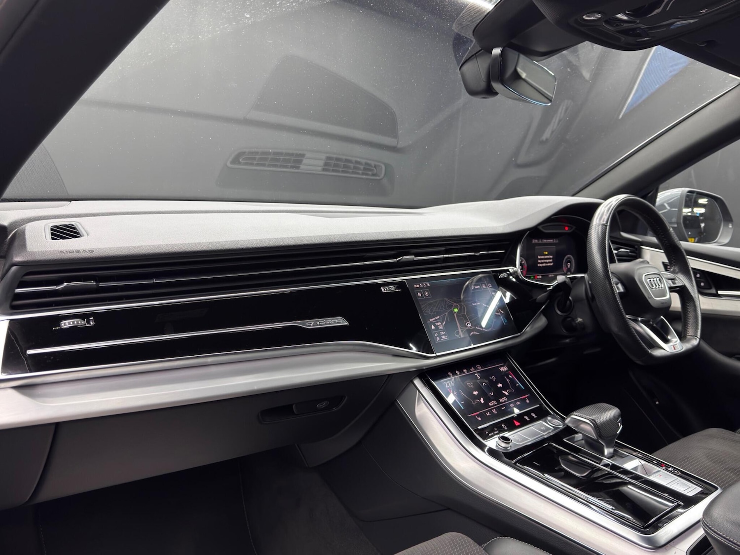 Used Audi Q8 2019 for sale - 76996010: Photo 11