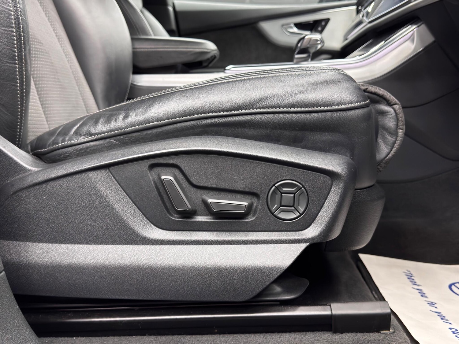 Used Audi Q8 2019 for sale - 76996010: Photo 45