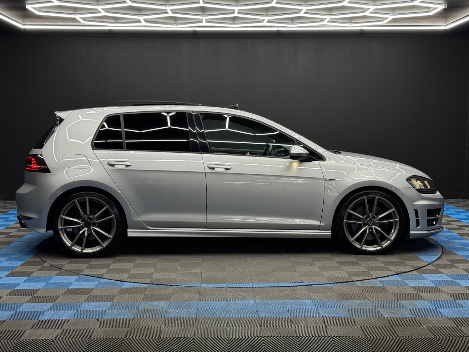 Used Volkswagen Golf 2015 for sale - 77994243: Photo 4