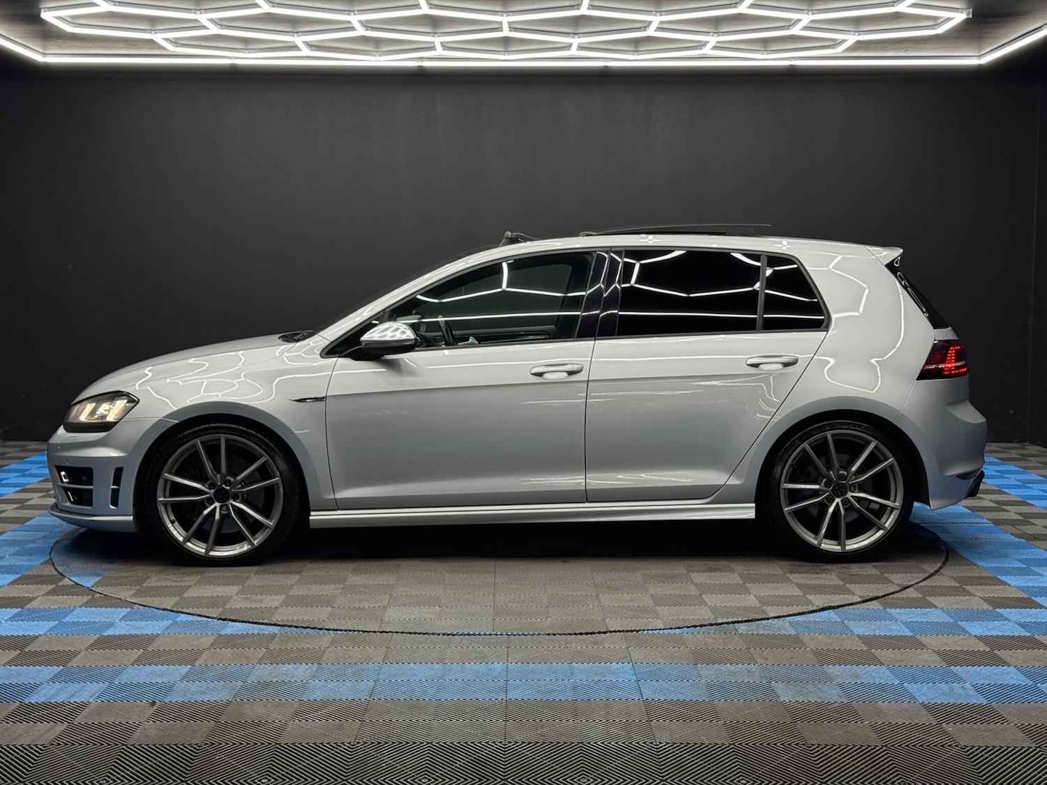 Used Volkswagen Golf 2015 for sale - 77994243: Photo 8