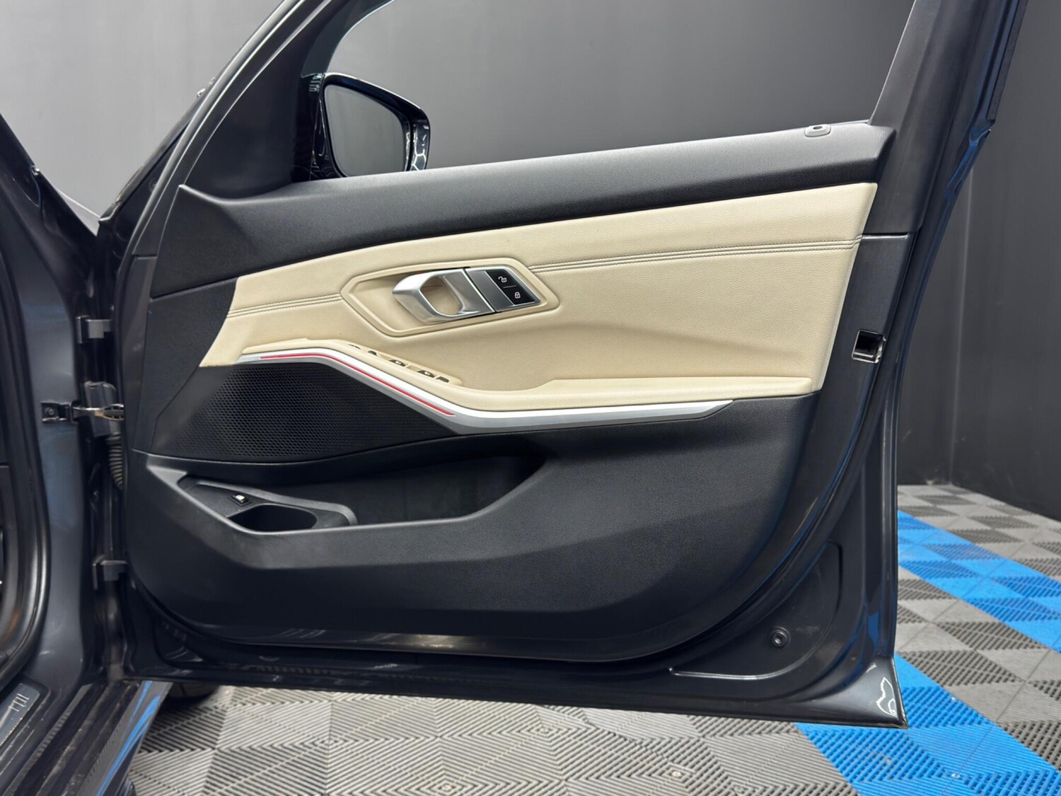 Used BMW 3 Series for sale - 78148127: Photo 47