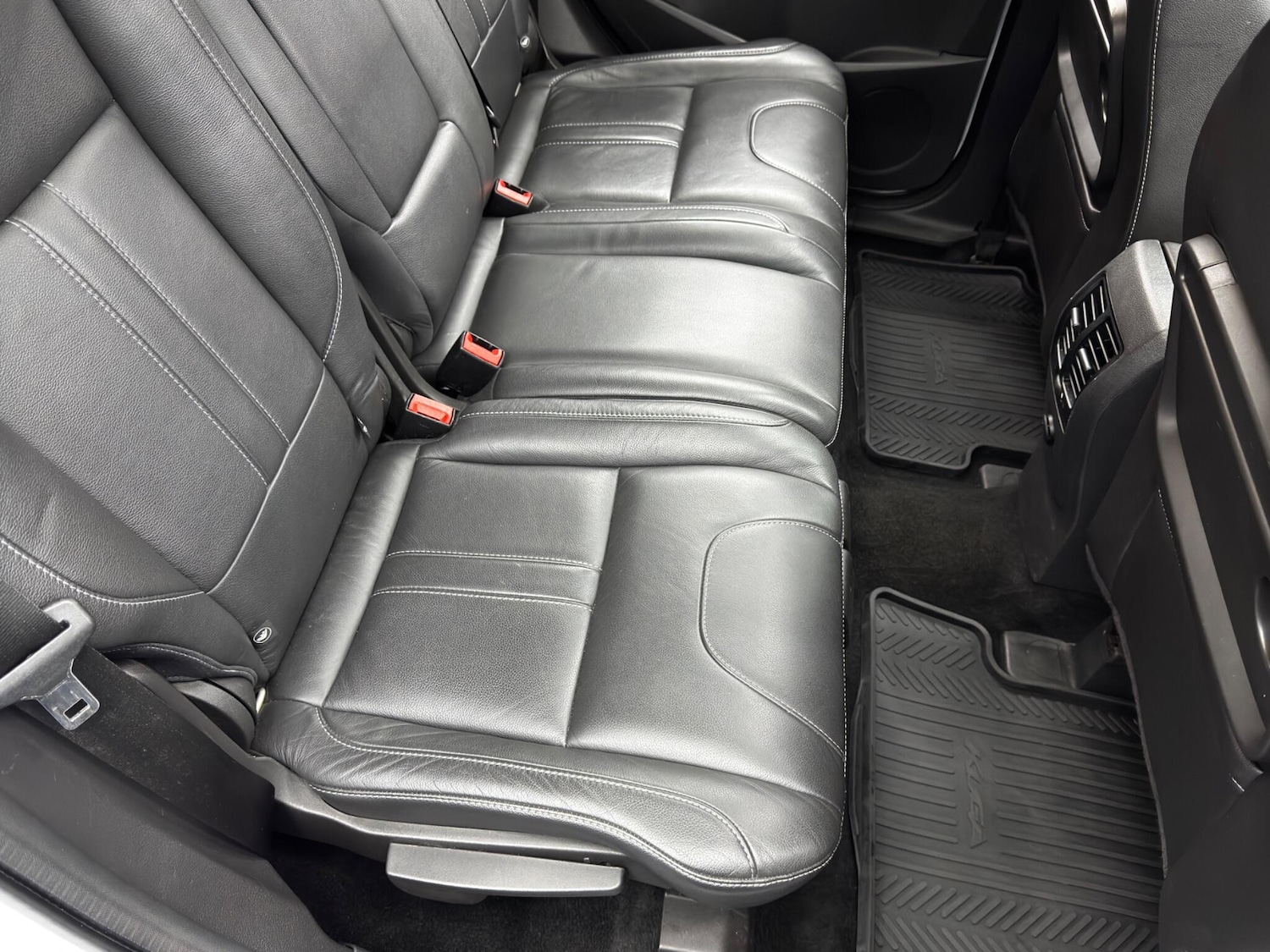 Used Ford Kuga 2015 for sale - 76659053: Photo 15