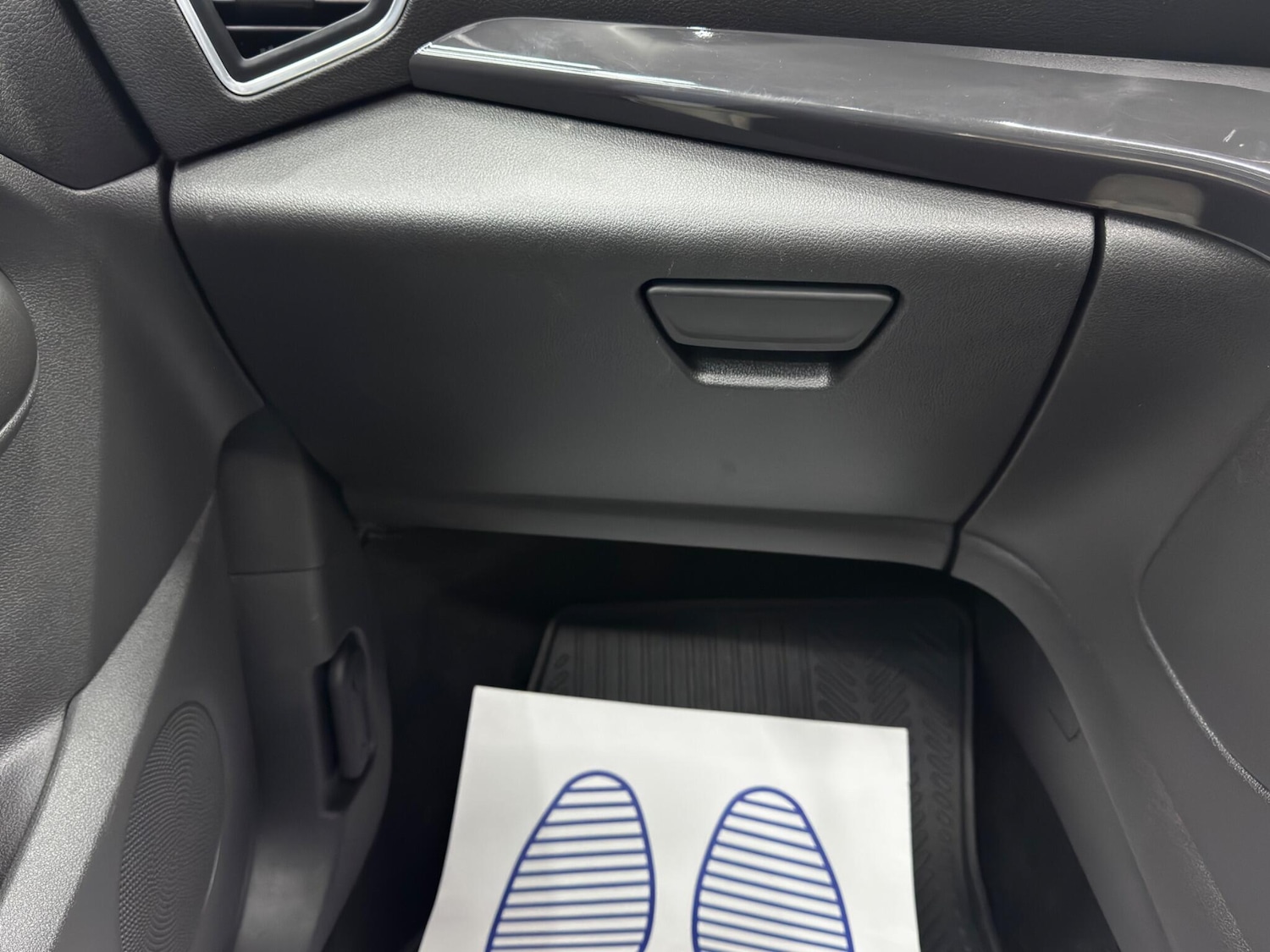 Used Ford Kuga 2015 for sale - 76659053: Photo 33