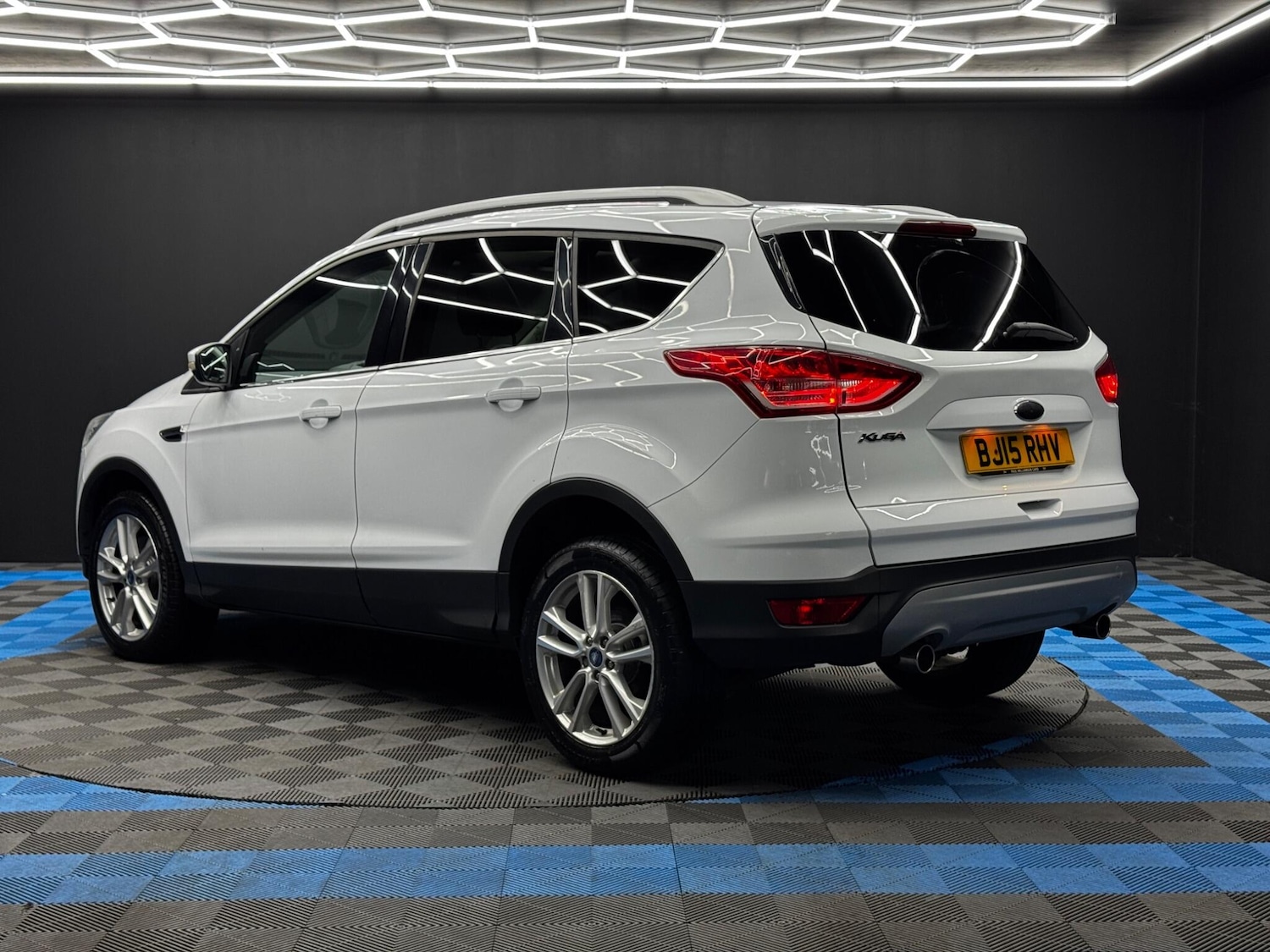 Used Ford Kuga 2015 for sale - 76659053: Photo 7