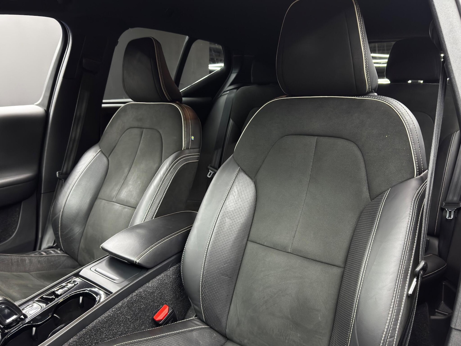 Used Volvo XC40 for sale - 76424095: Photo 14