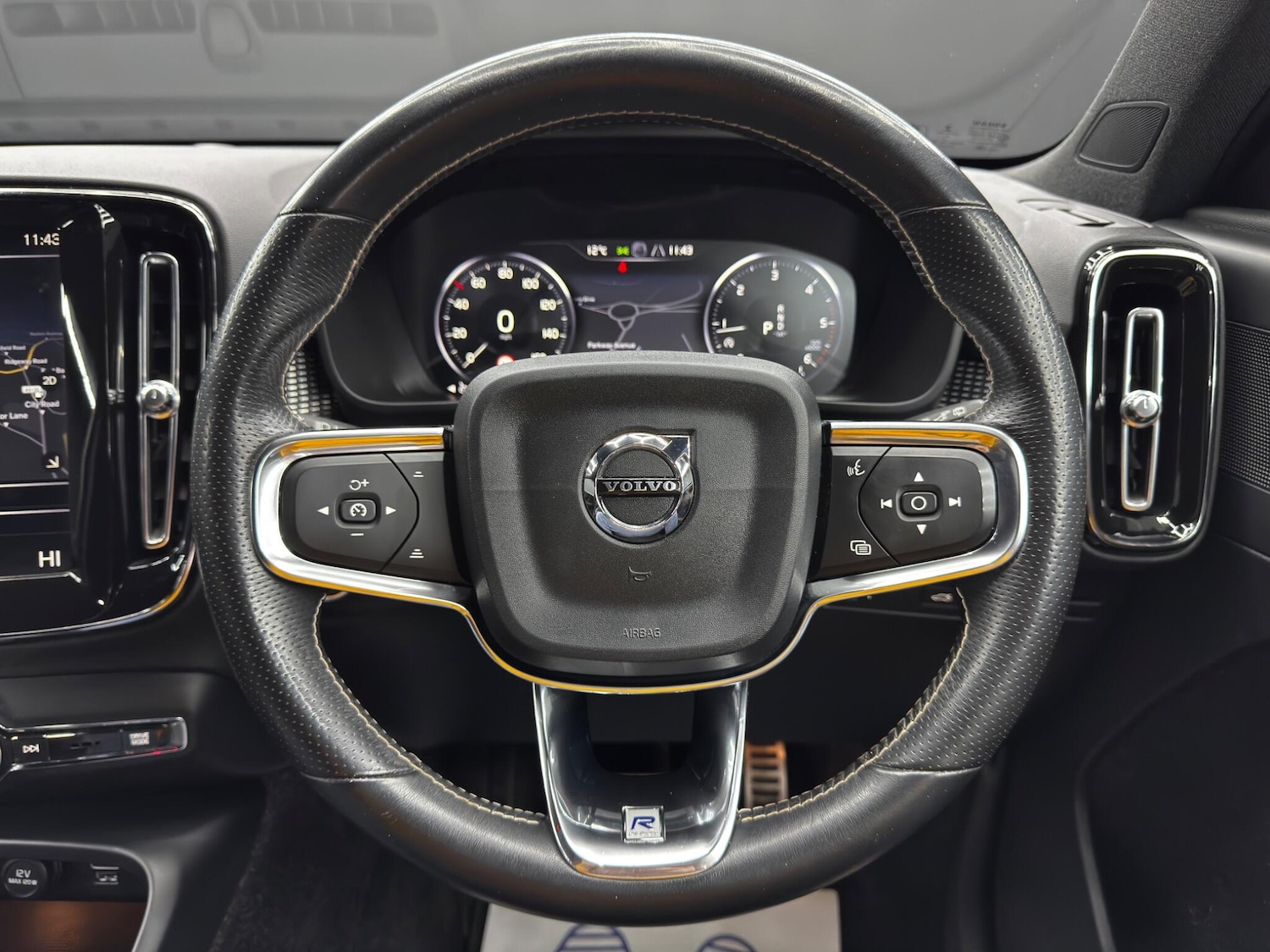 Used Volvo XC40 for sale - 76424095: Photo 19