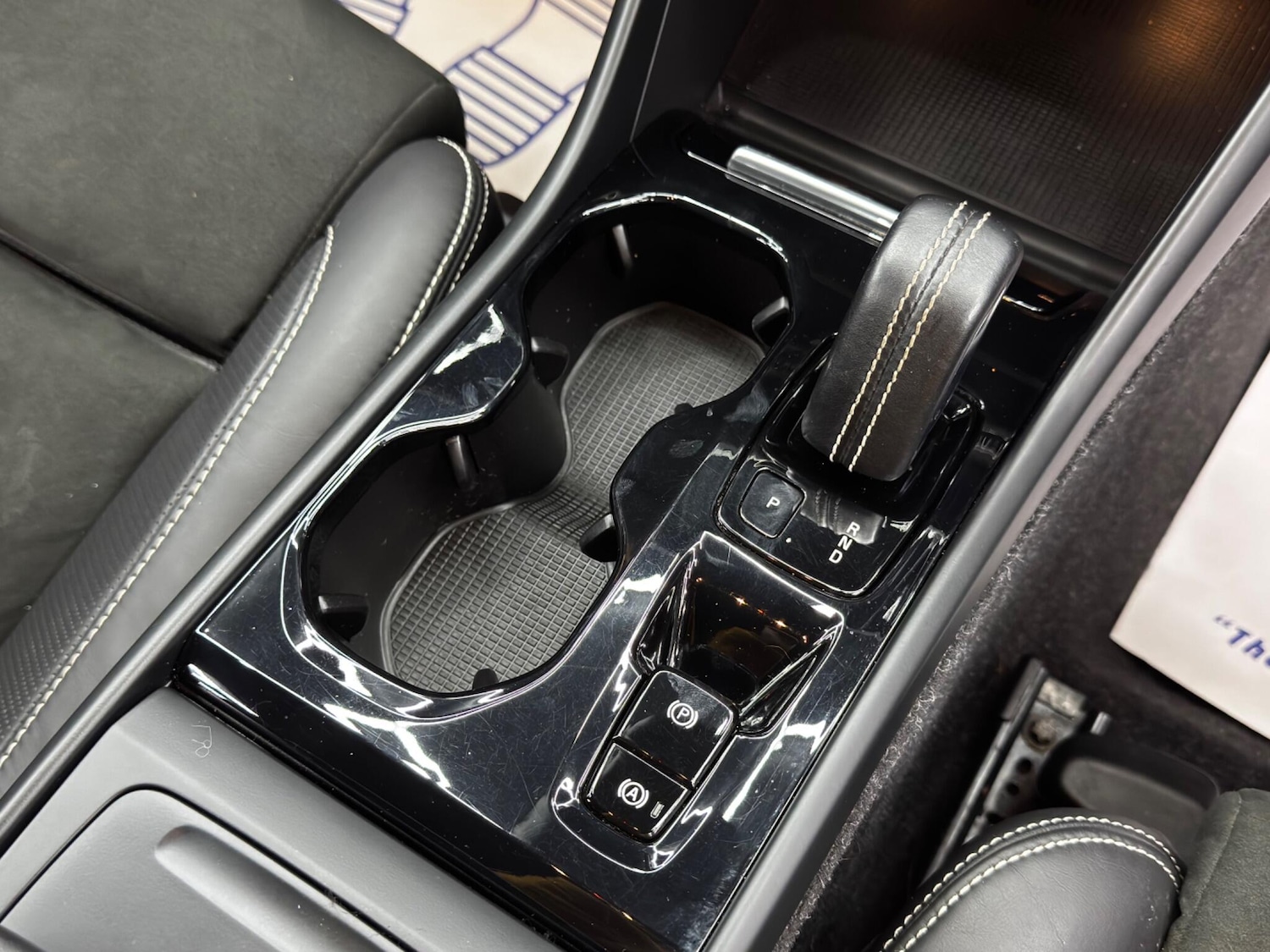 Used Volvo XC40 for sale - 76424095: Photo 25