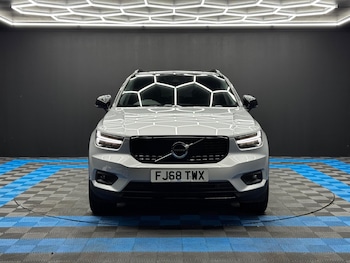 Used Volvo XC40 2018 for sale - 76424095: Photo