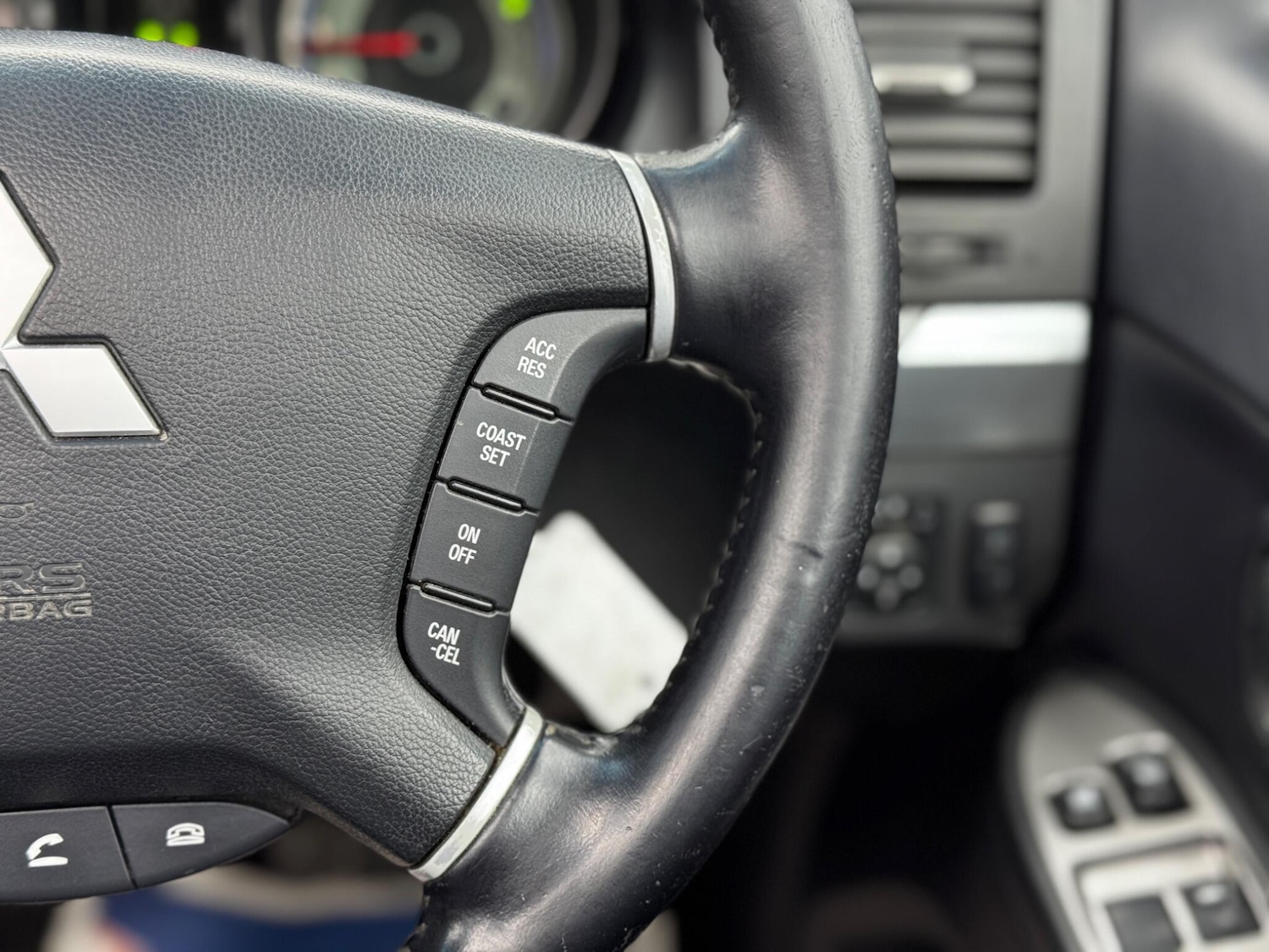 Used Mitsubishi Shogun 2010 for sale - 77598800: Photo 21