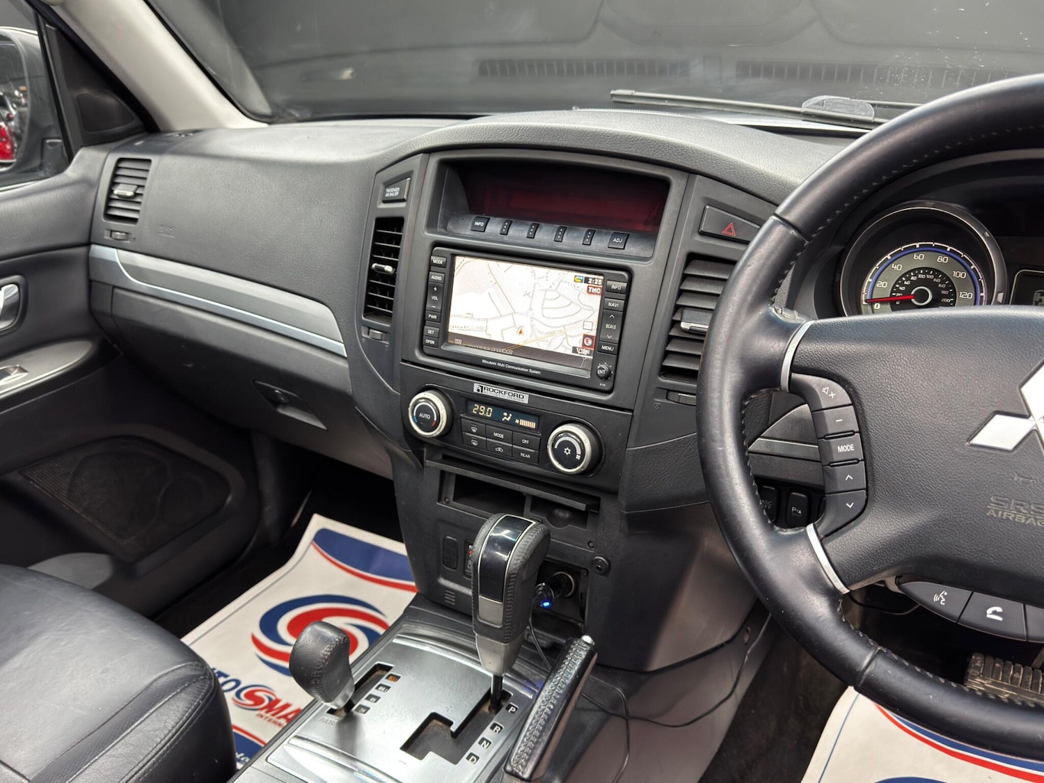 Used Mitsubishi Shogun 2010 for sale - 77598800: Photo 23