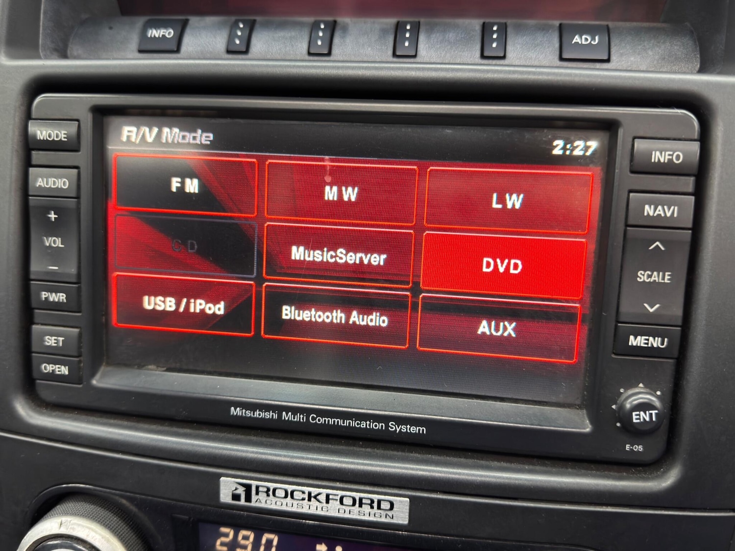 Used Mitsubishi Shogun 2010 for sale - 77598800: Photo 28