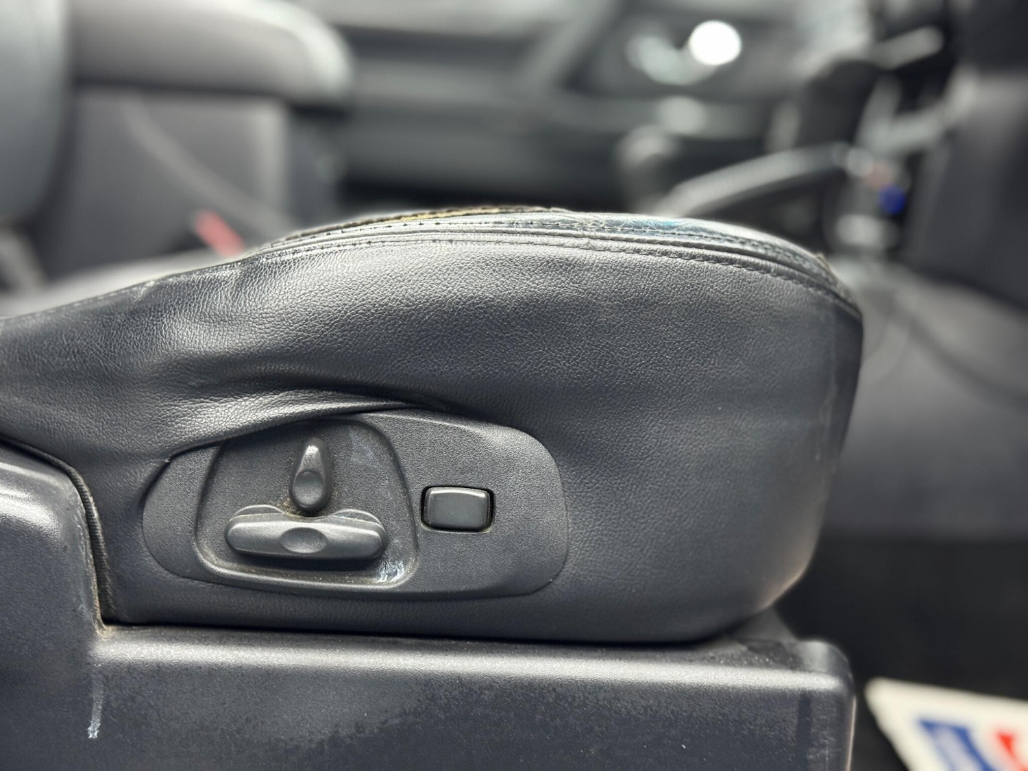 Used Mitsubishi Shogun 2010 for sale - 77598800: Photo 34