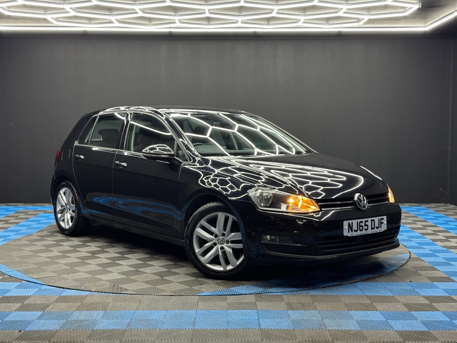 Used Volkswagen Golf 2015 for sale - 77091858: Photo 1