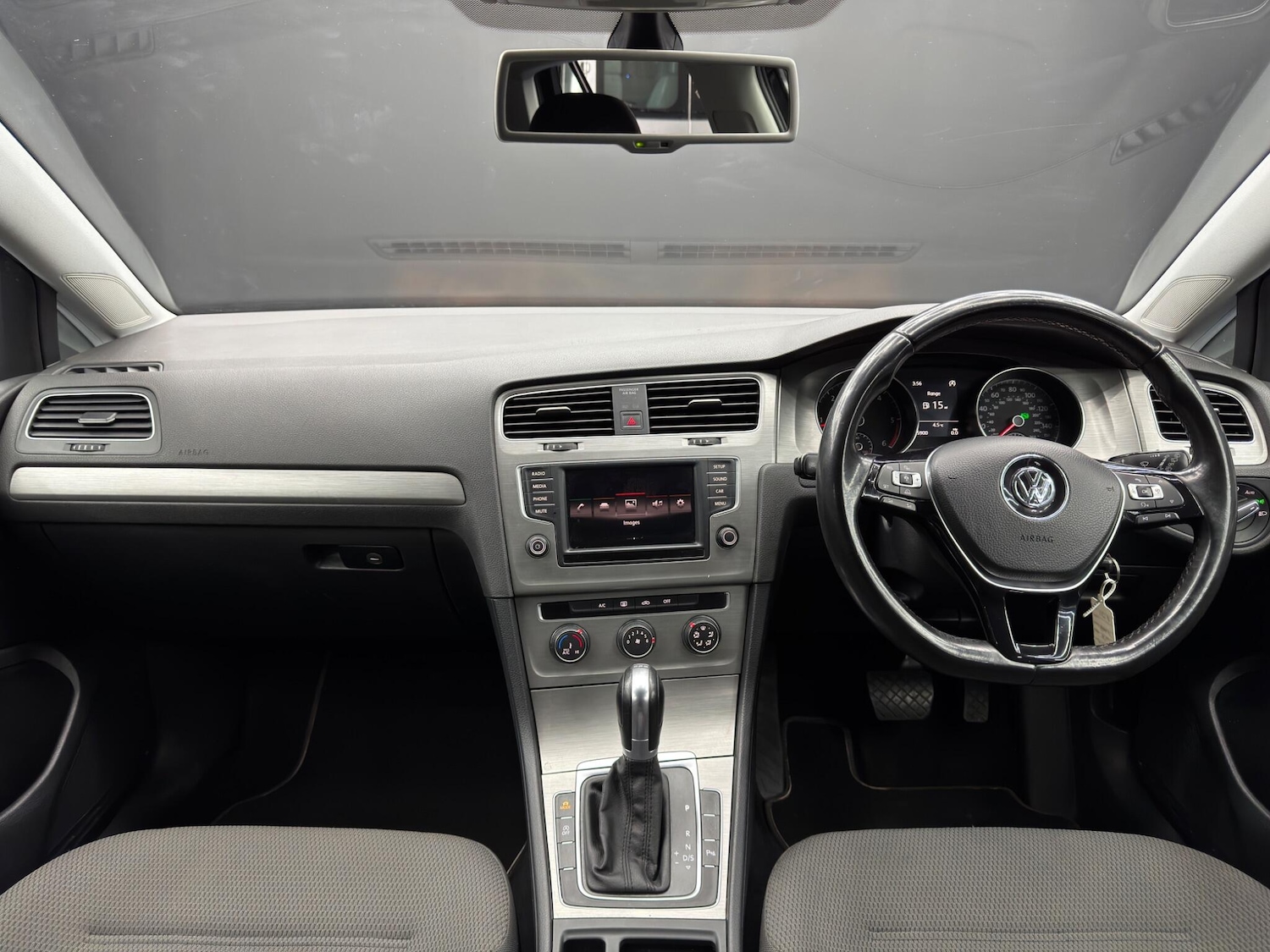 Used Volkswagen Golf 2015 for sale - 77091858: Photo 10