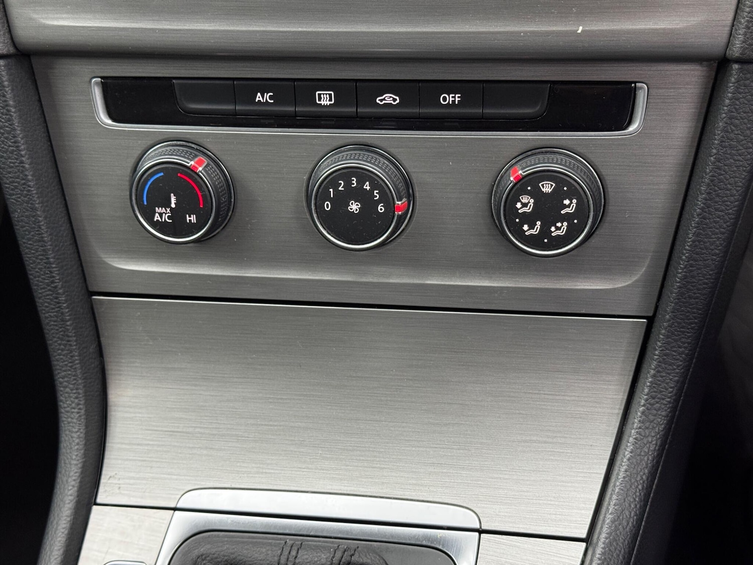 Used Volkswagen Golf 2015 for sale - 77091858: Photo 29