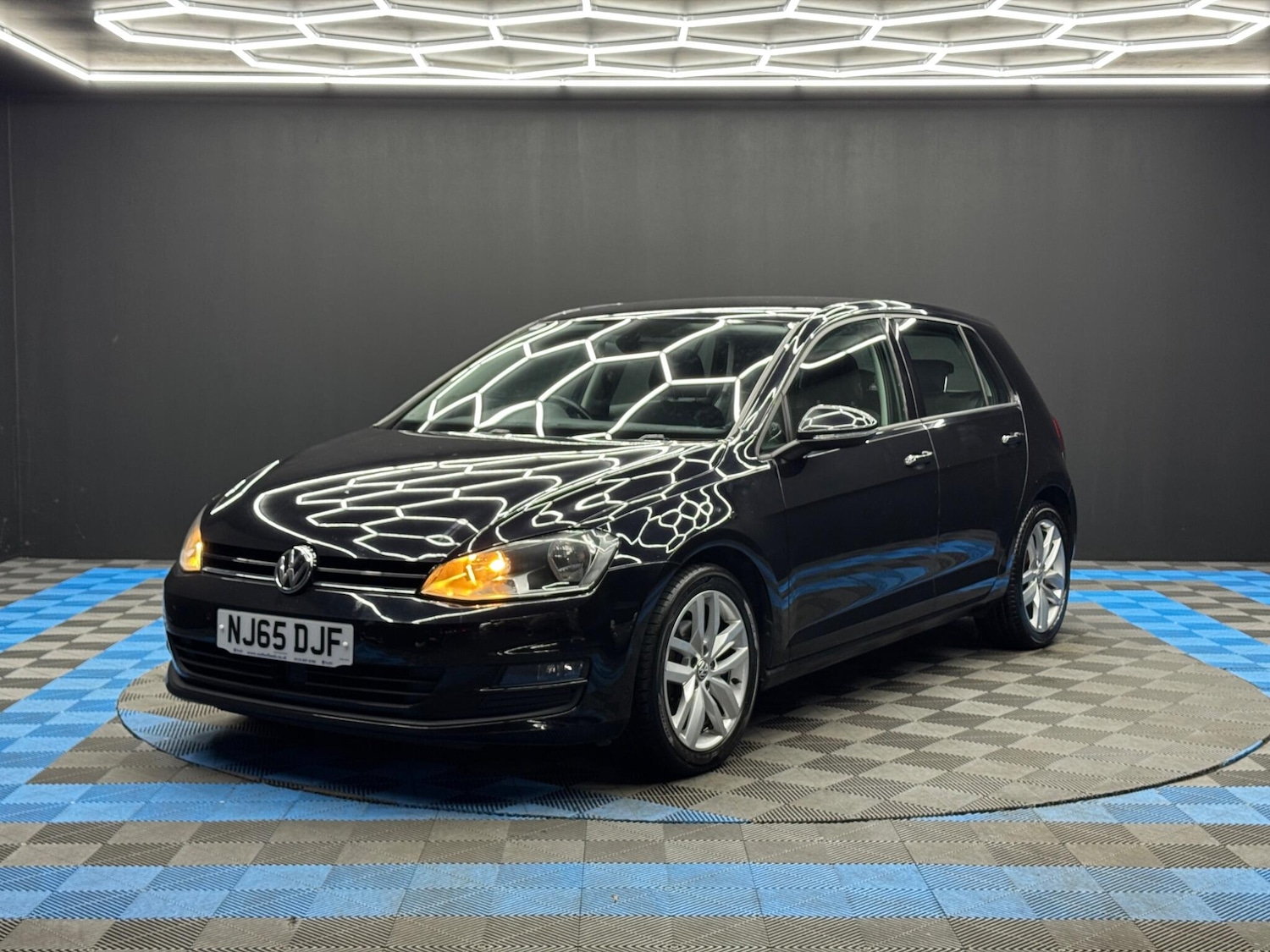 Used Volkswagen Golf 2015 for sale - 77091858: Photo 3