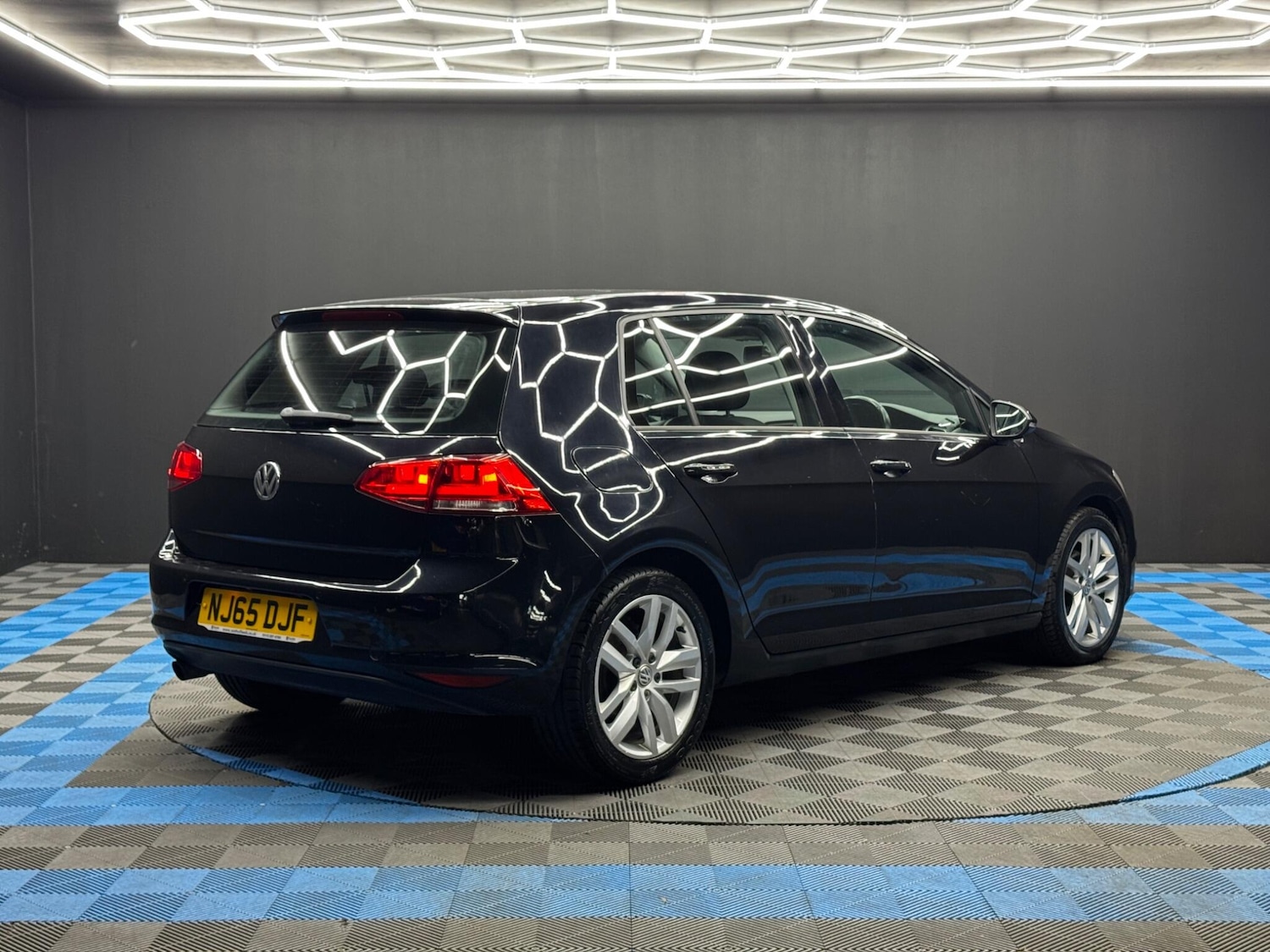 Used Volkswagen Golf 2015 for sale - 77091858: Photo 5