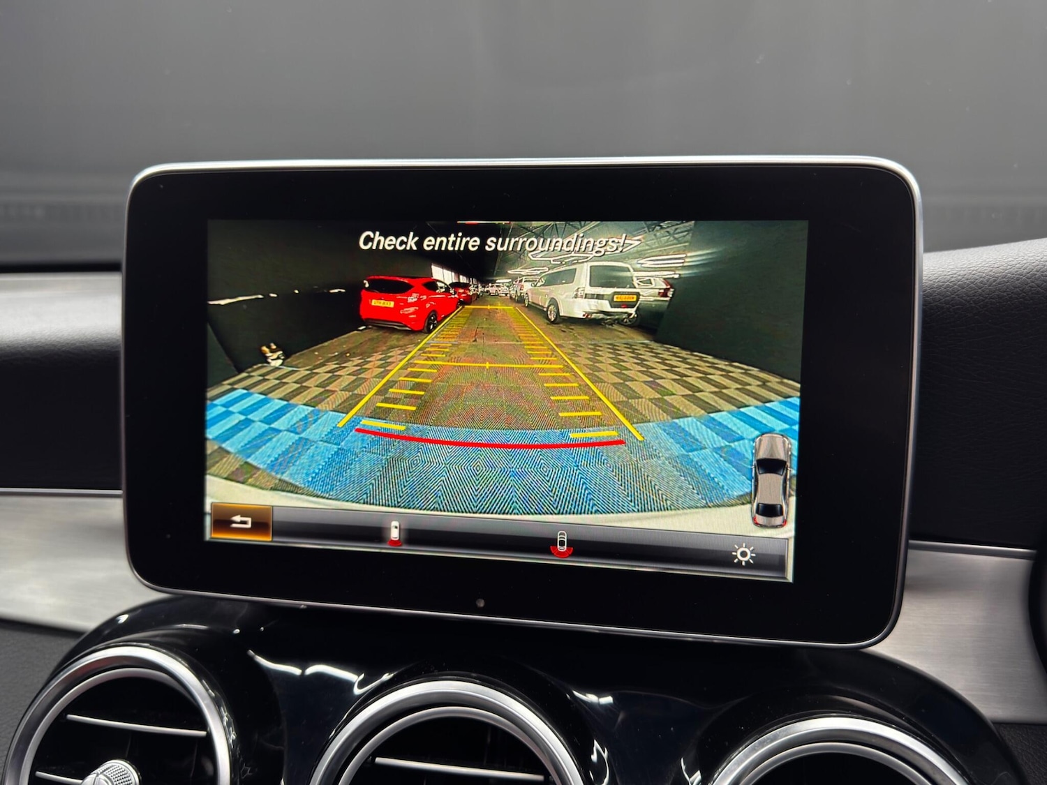 Used Mercedes-Benz GLC 2017 for sale - 77798983: Photo 33