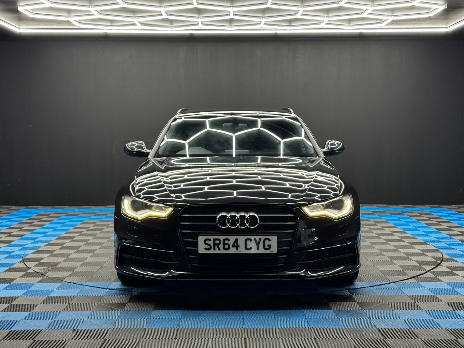 Used Audi A6 2014 for sale - 76913571: Photo 2