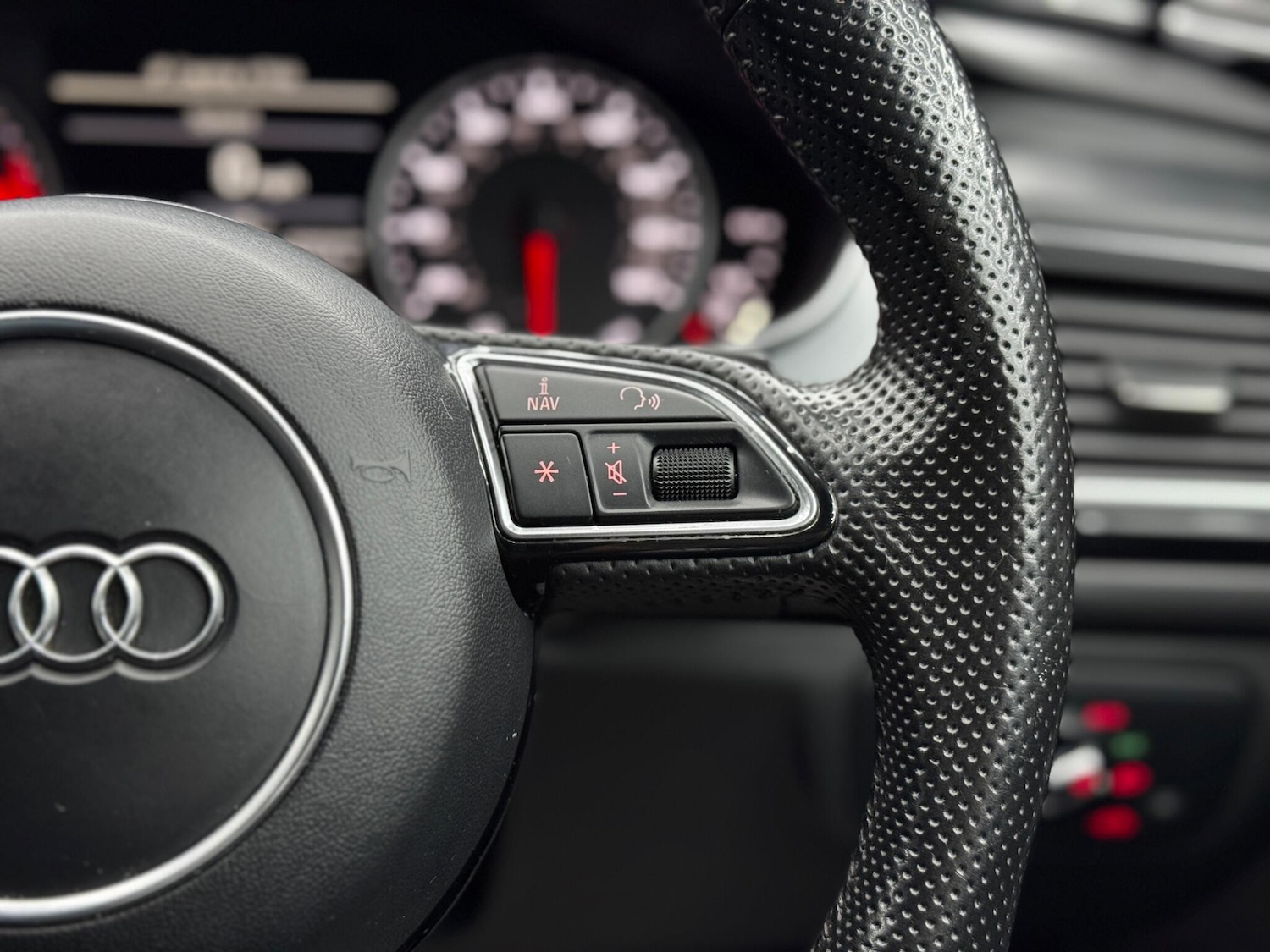 Used Audi A6 2014 for sale - 76913571: Photo 21