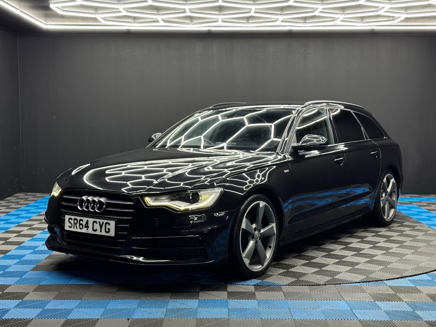 Used Audi A6 2014 for sale - 76913571: Photo 3