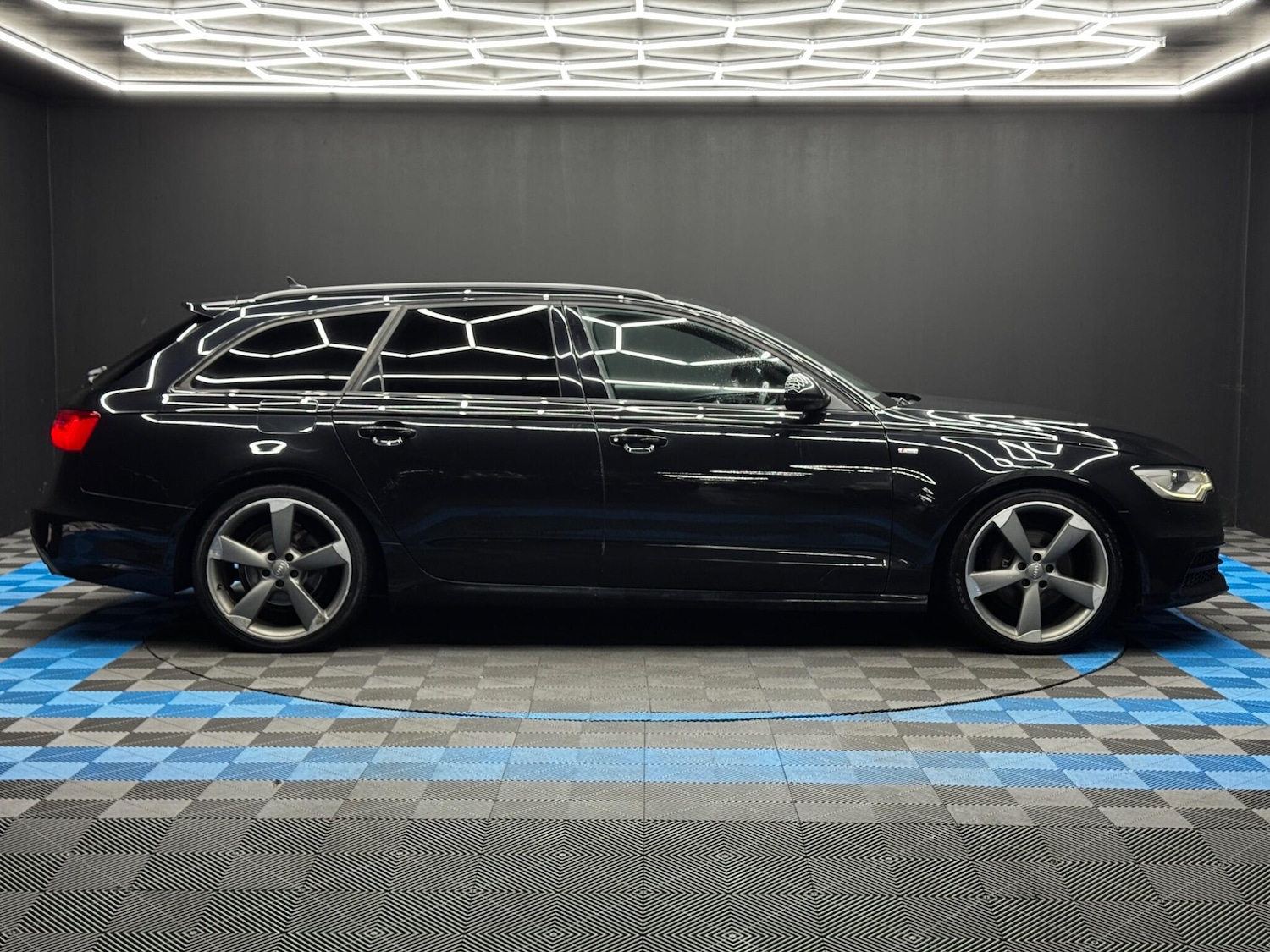 Used Audi A6 2014 for sale - 76913571: Photo 4