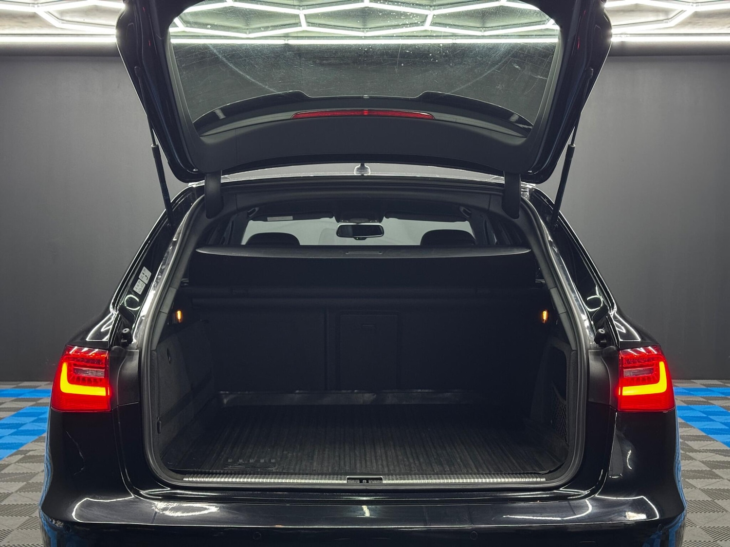 Used Audi A6 2014 for sale - 76913571: Photo 40