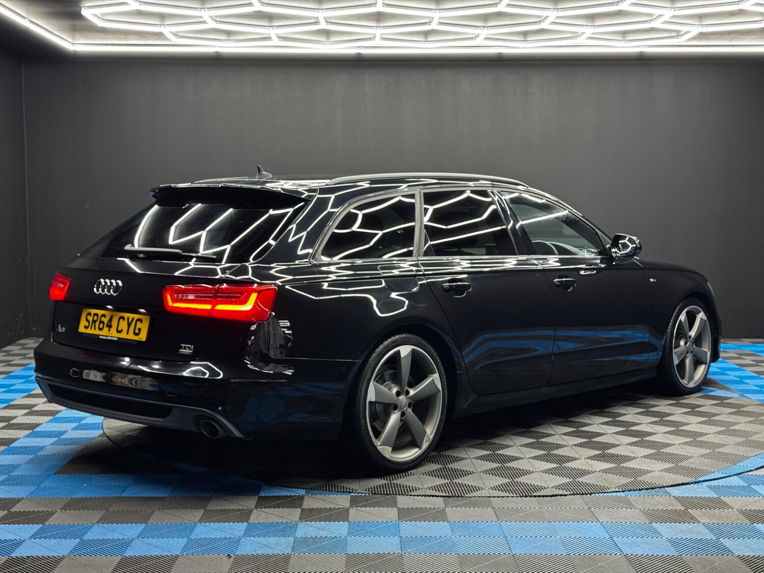 Used Audi A6 2014 for sale - 76913571: Photo 5