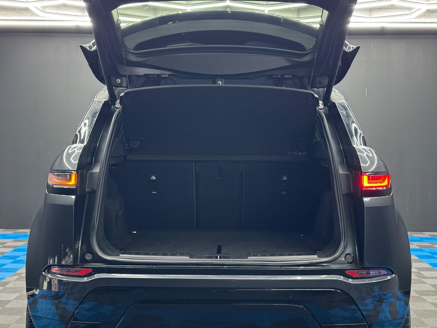 Used Land Rover Range Rover Evoque 2019 for sale - 77050196: Photo 44