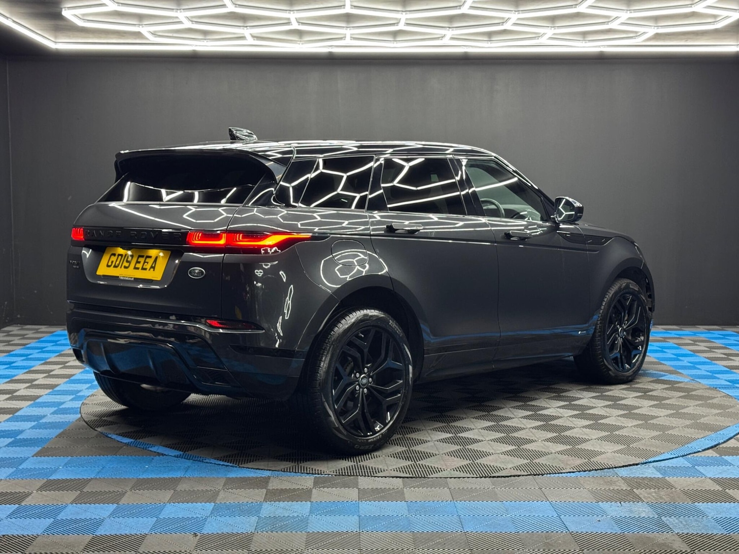 Used Land Rover Range Rover Evoque 2019 for sale - 77050196: Photo 5