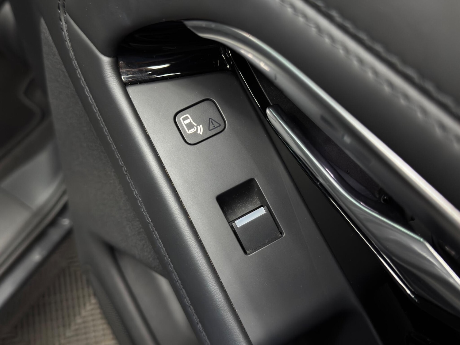 Used Land Rover Range Rover Evoque 2019 for sale - 77050196: Photo 51