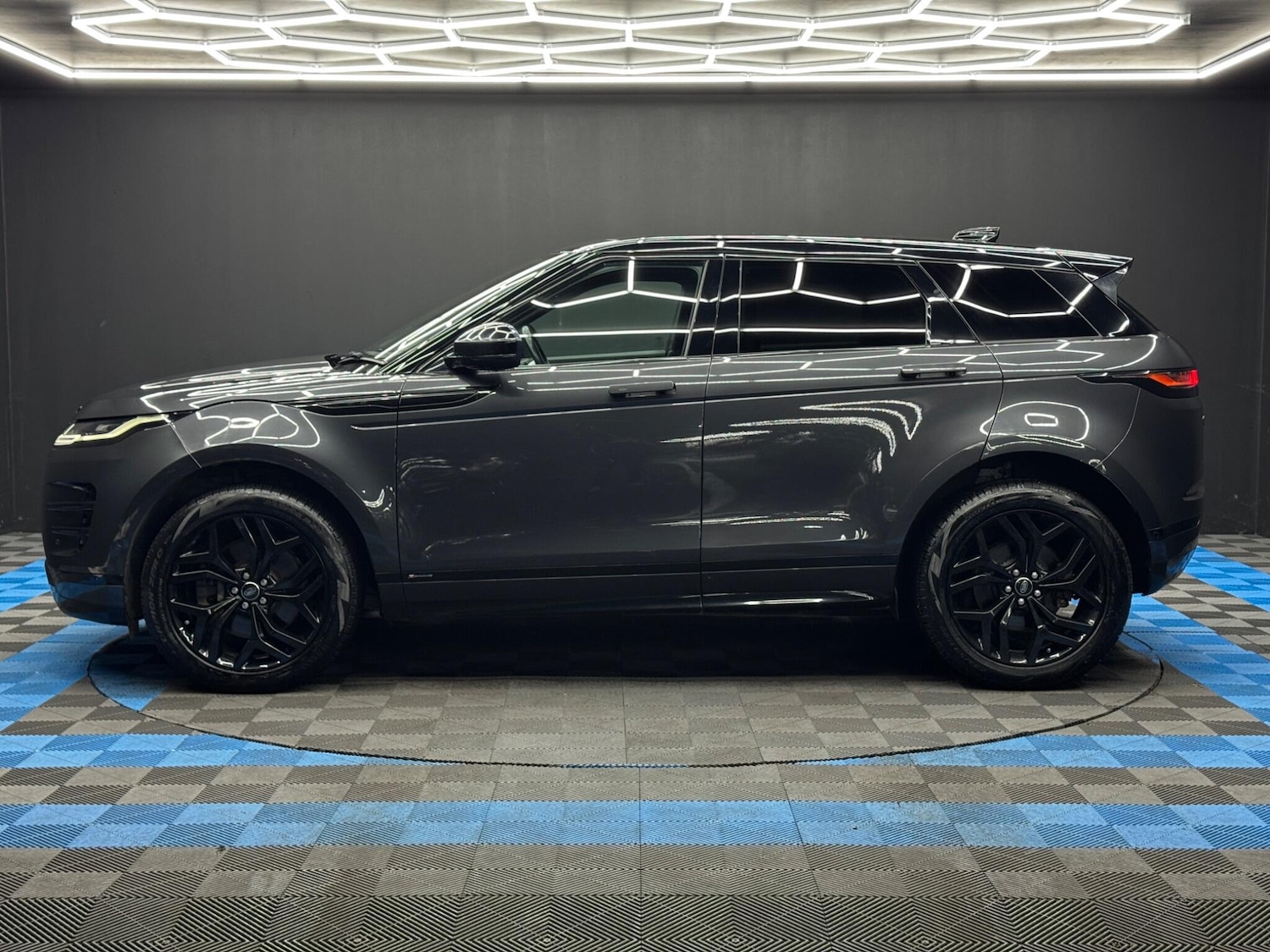 Used Land Rover Range Rover Evoque 2019 for sale - 77050196: Photo 8