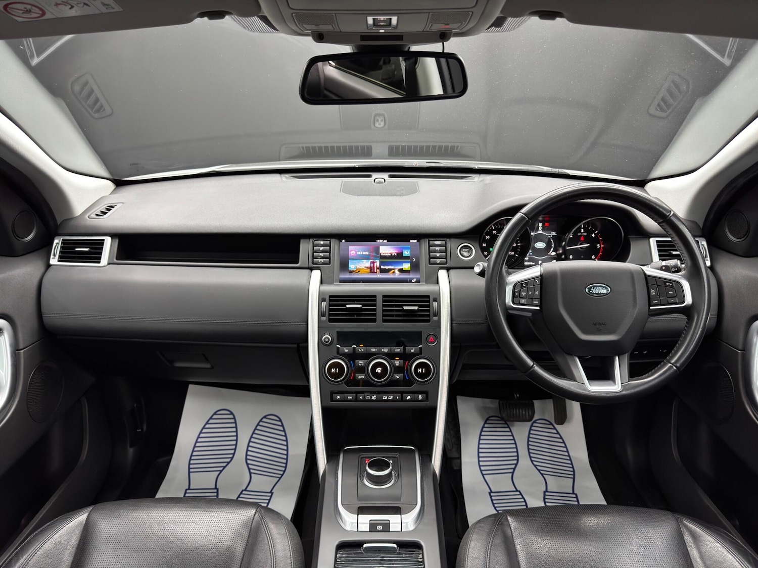 Used Land Rover Discovery Sport 2017 for sale - 76398163: Photo 10