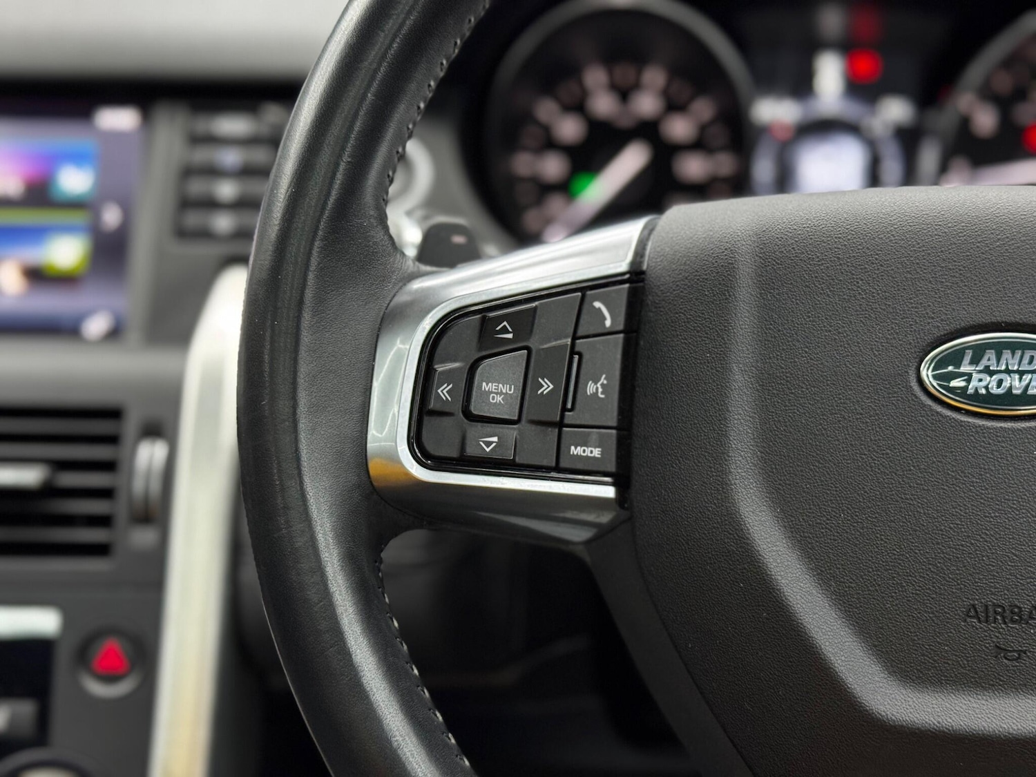 Used Land Rover Discovery Sport 2017 for sale - 76398163: Photo 21