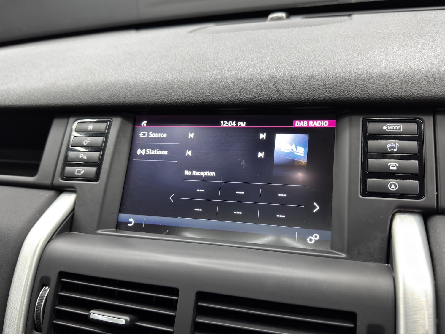 Used Land Rover Discovery Sport 2017 for sale - 76398163: Photo 30