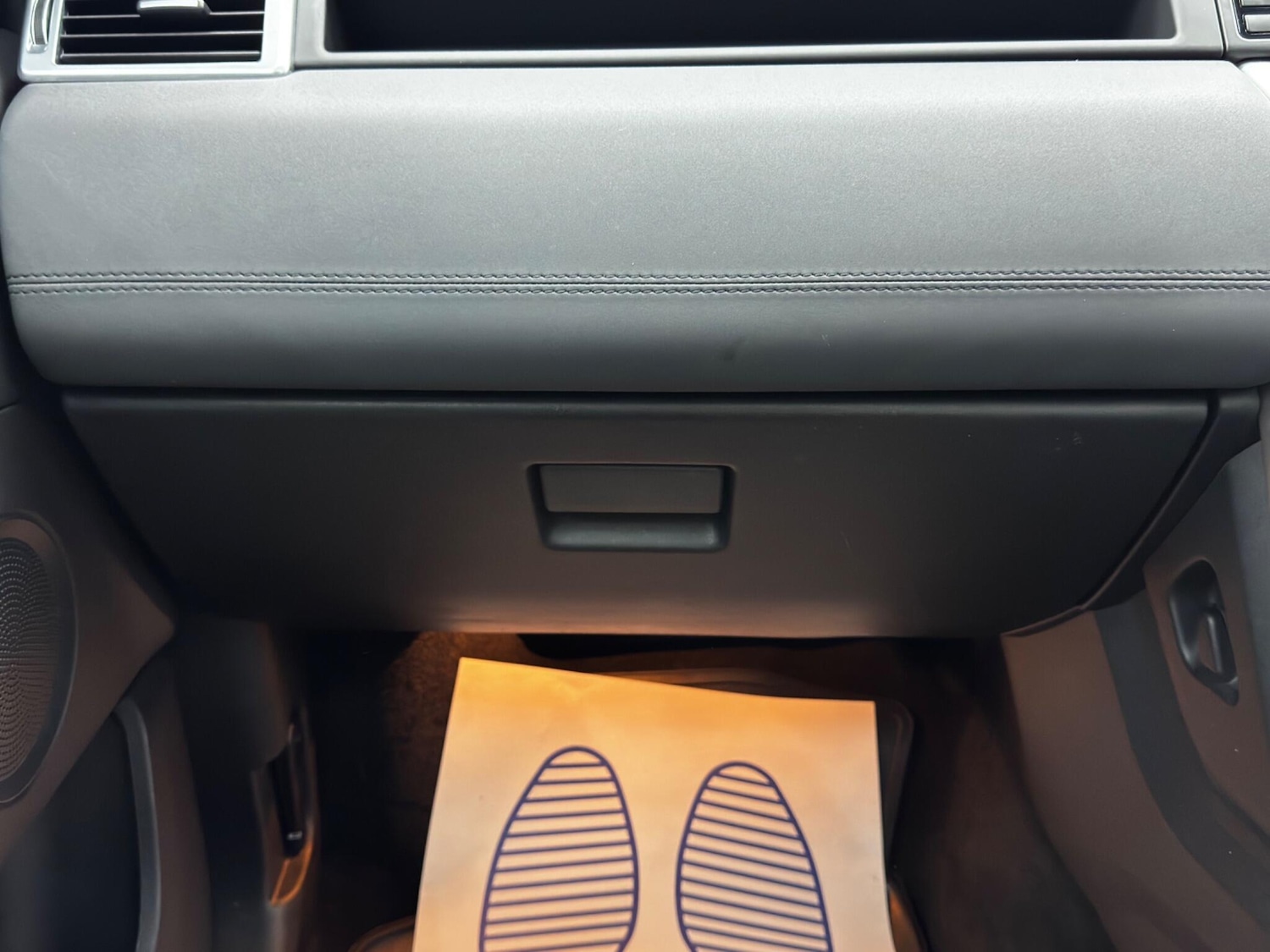 Used Land Rover Discovery Sport 2017 for sale - 76398163: Photo 34