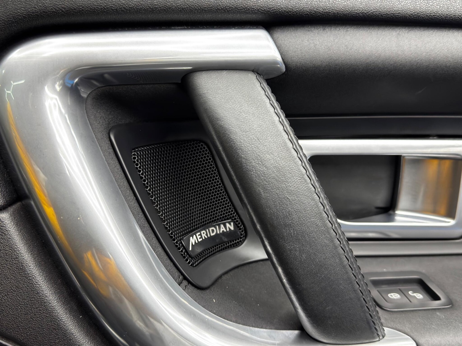 Used Land Rover Discovery Sport 2017 for sale - 76398163: Photo 41