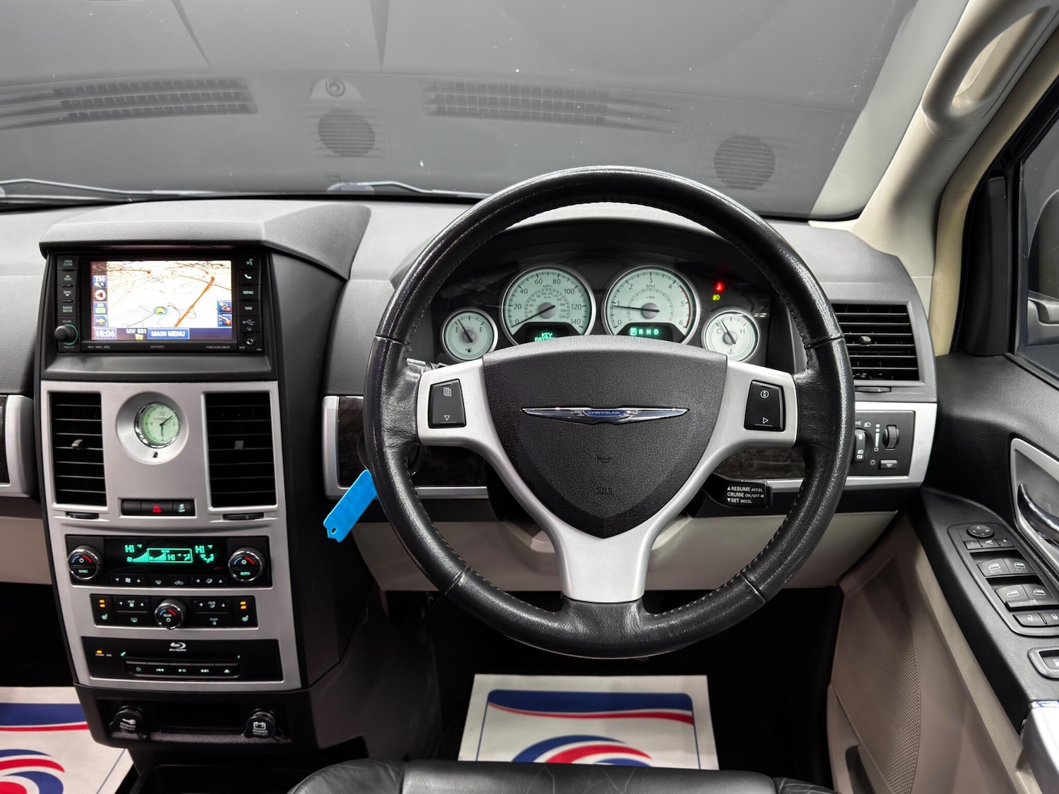 Used Chrysler Grand Voyager 2014 for sale - 76752733: Photo 20